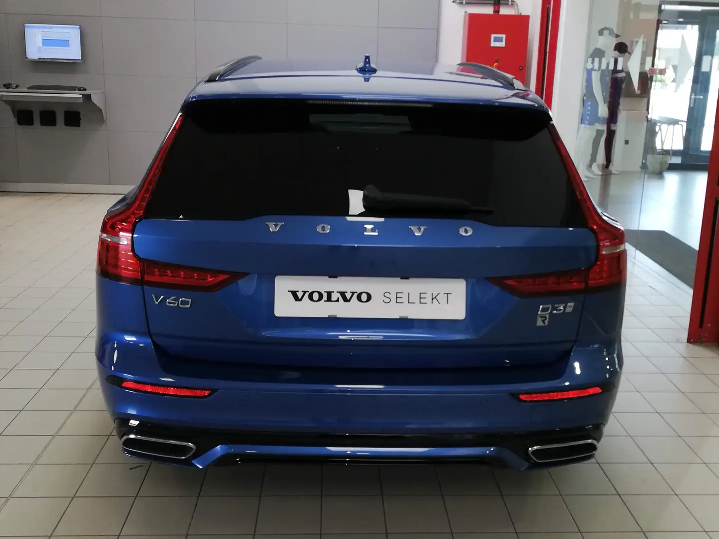 Volvo V60 V60 D3 Geartronic R-Design Bleu - 2
