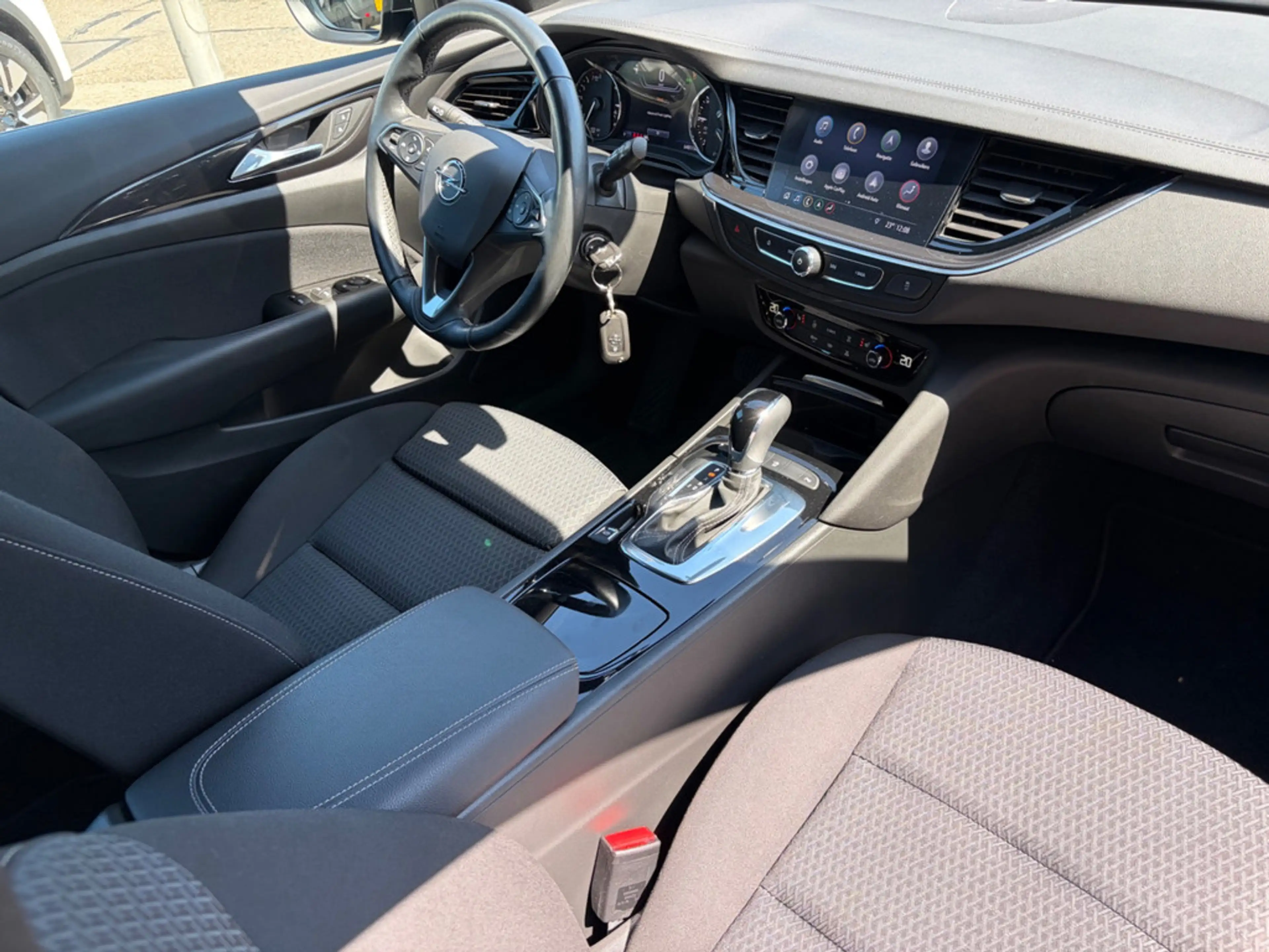 Opel Insignia Sports Tourer Opel Insignia 2.0 Turbo Business | 2 — photo 13