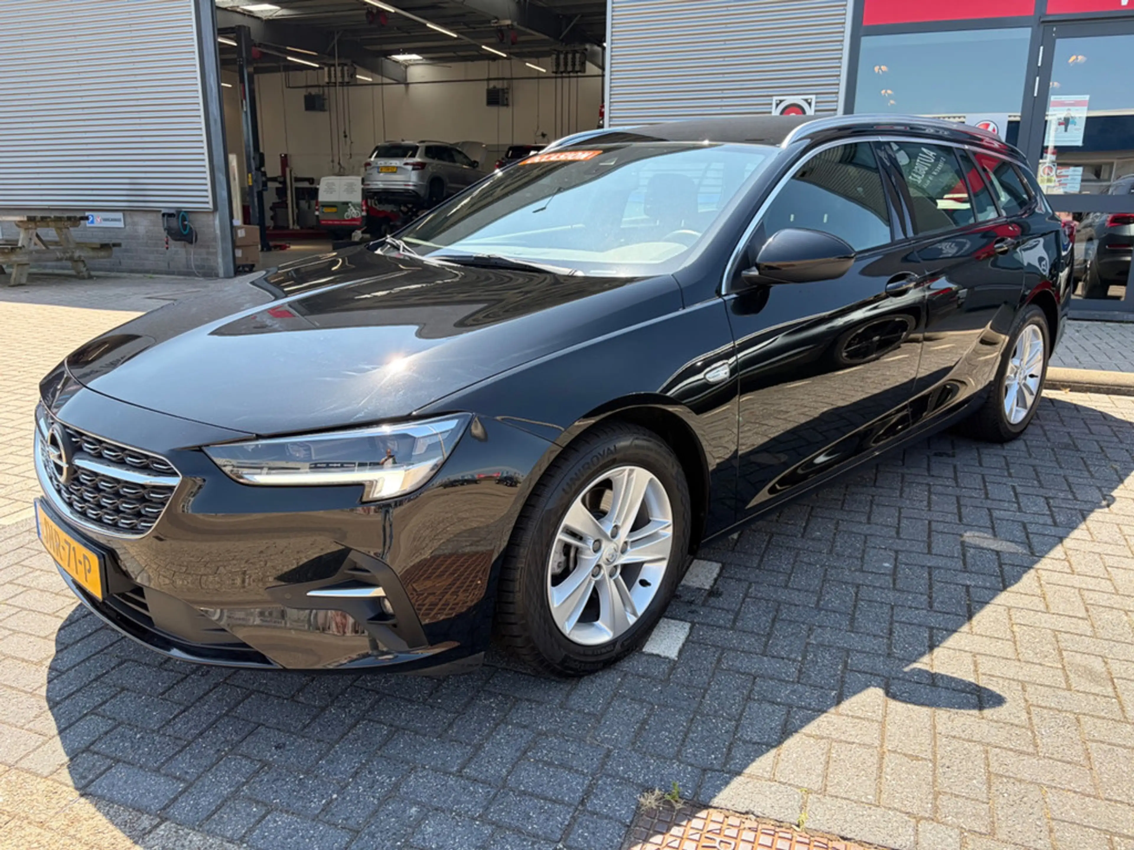 Opel Insignia Sports Tourer Opel Insignia 2.0 Turbo Business | 2 — photo 9