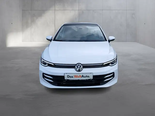 Volkswagen Golf view 8