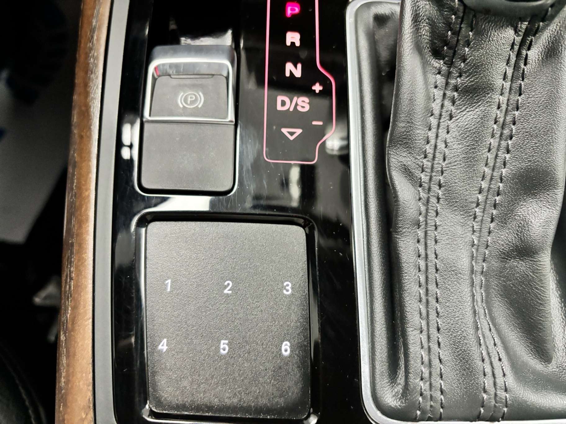 2016 Audi A6 Quattro 2.0T Technik thumb 35