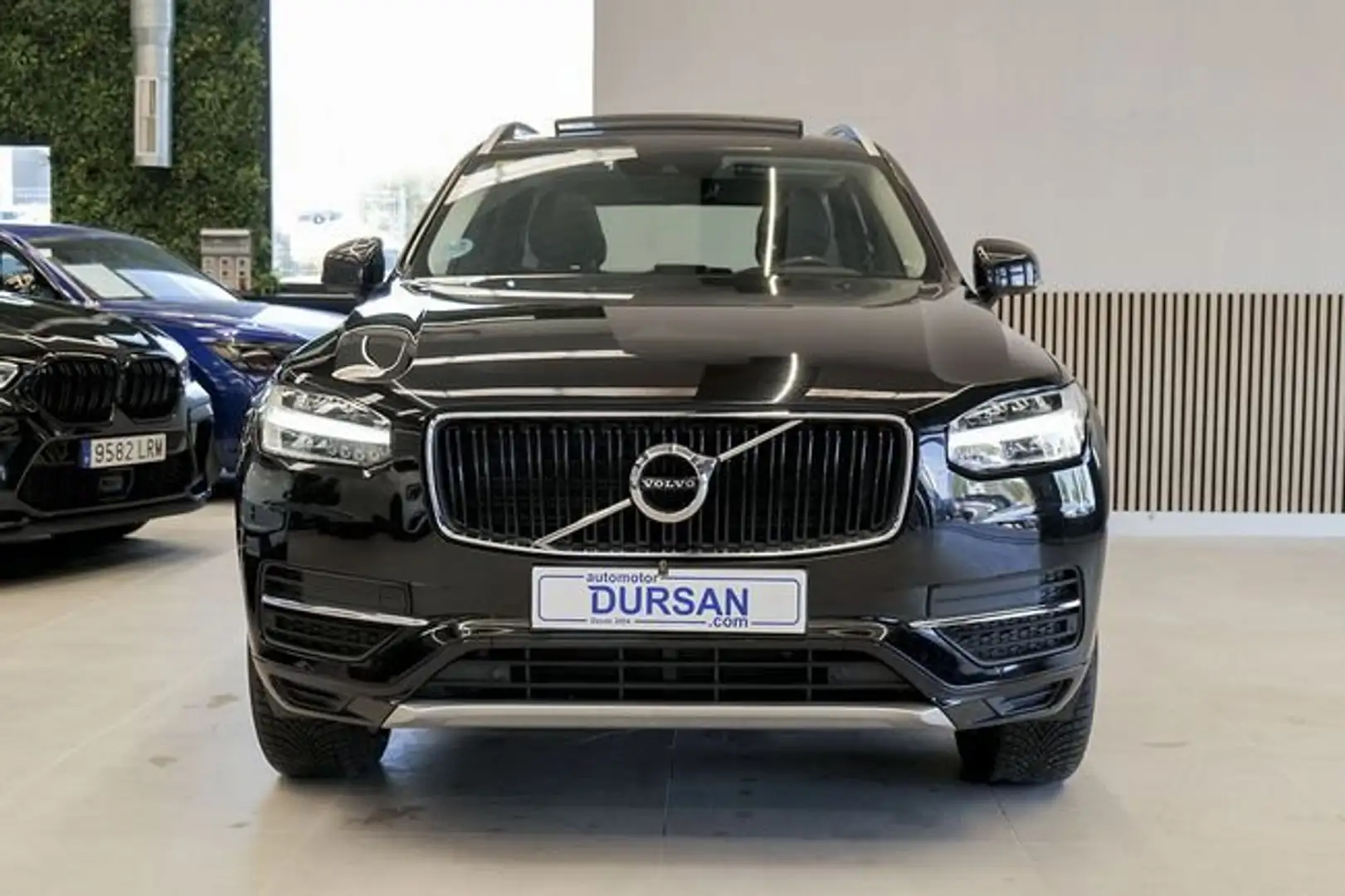 Volvo XC90 D4 Momentum 7pl. Aut. Negro - 2
