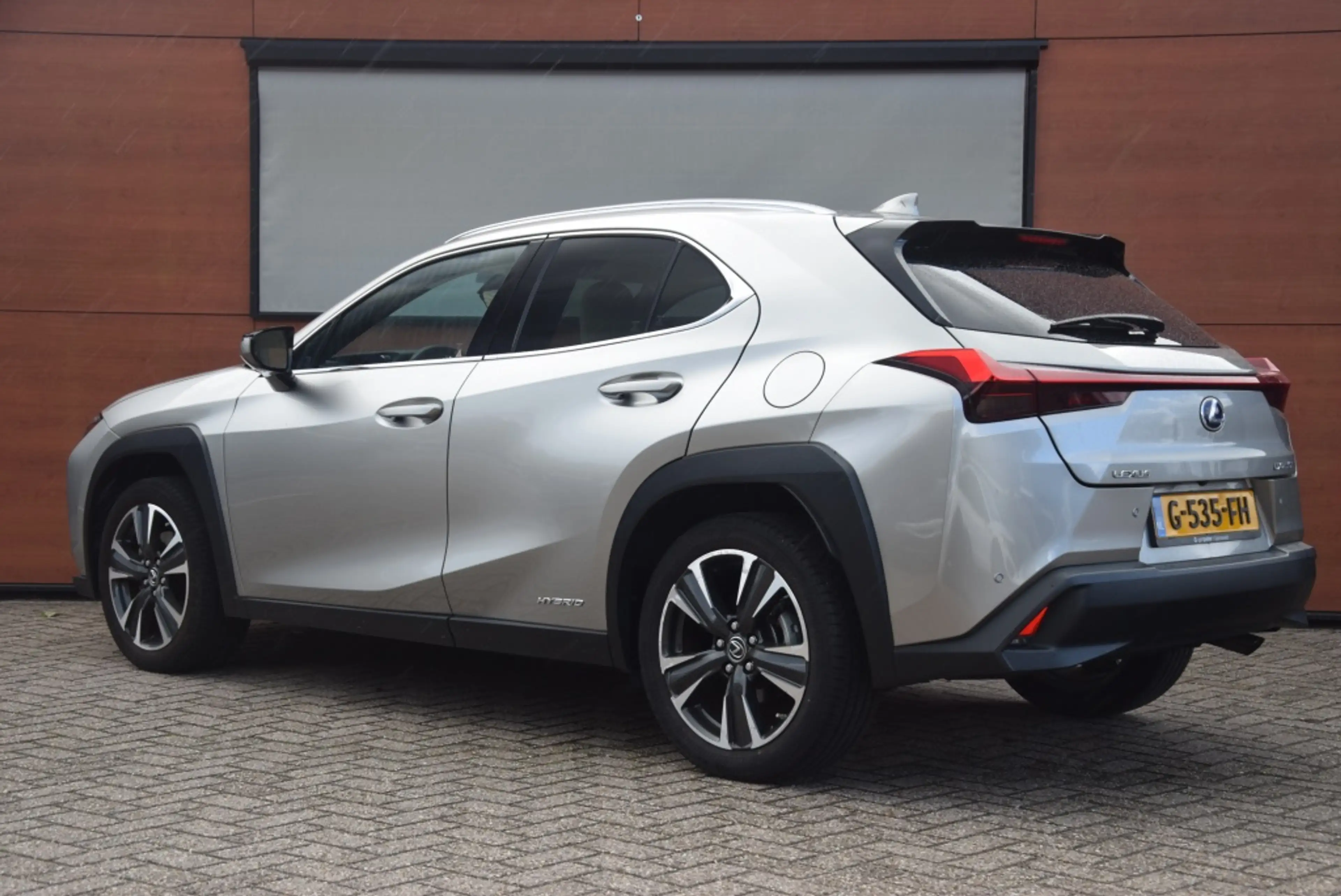 Lexus UX 250h Executive Line + President Pack/Mark Levinson/Deal — photo 2