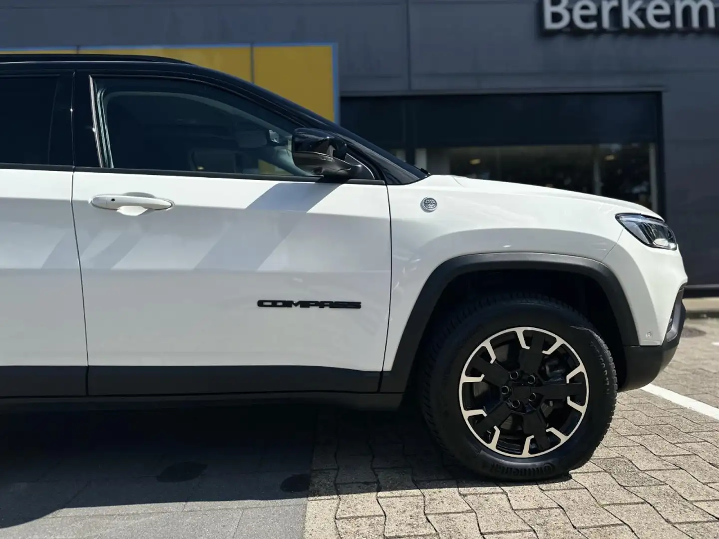 Jeep Compass 1.3 Plug-In Hybrid 4WD Trailhawk *Pano* Blanc - 2