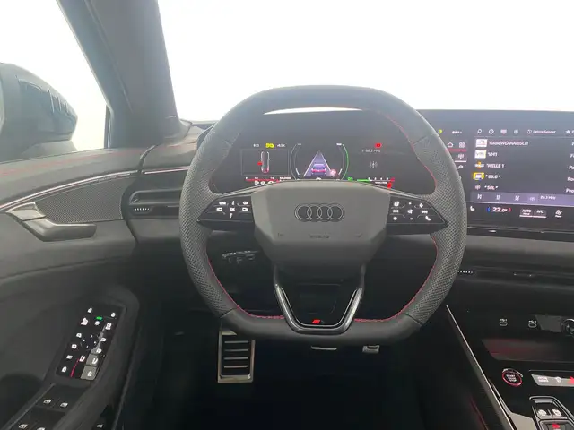 Audi A6 view 12
