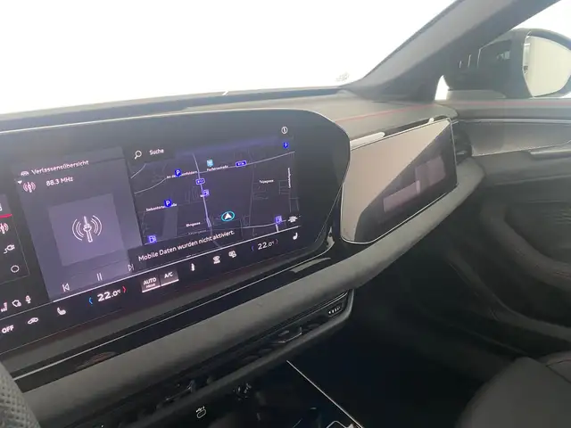 Audi A6 view 9