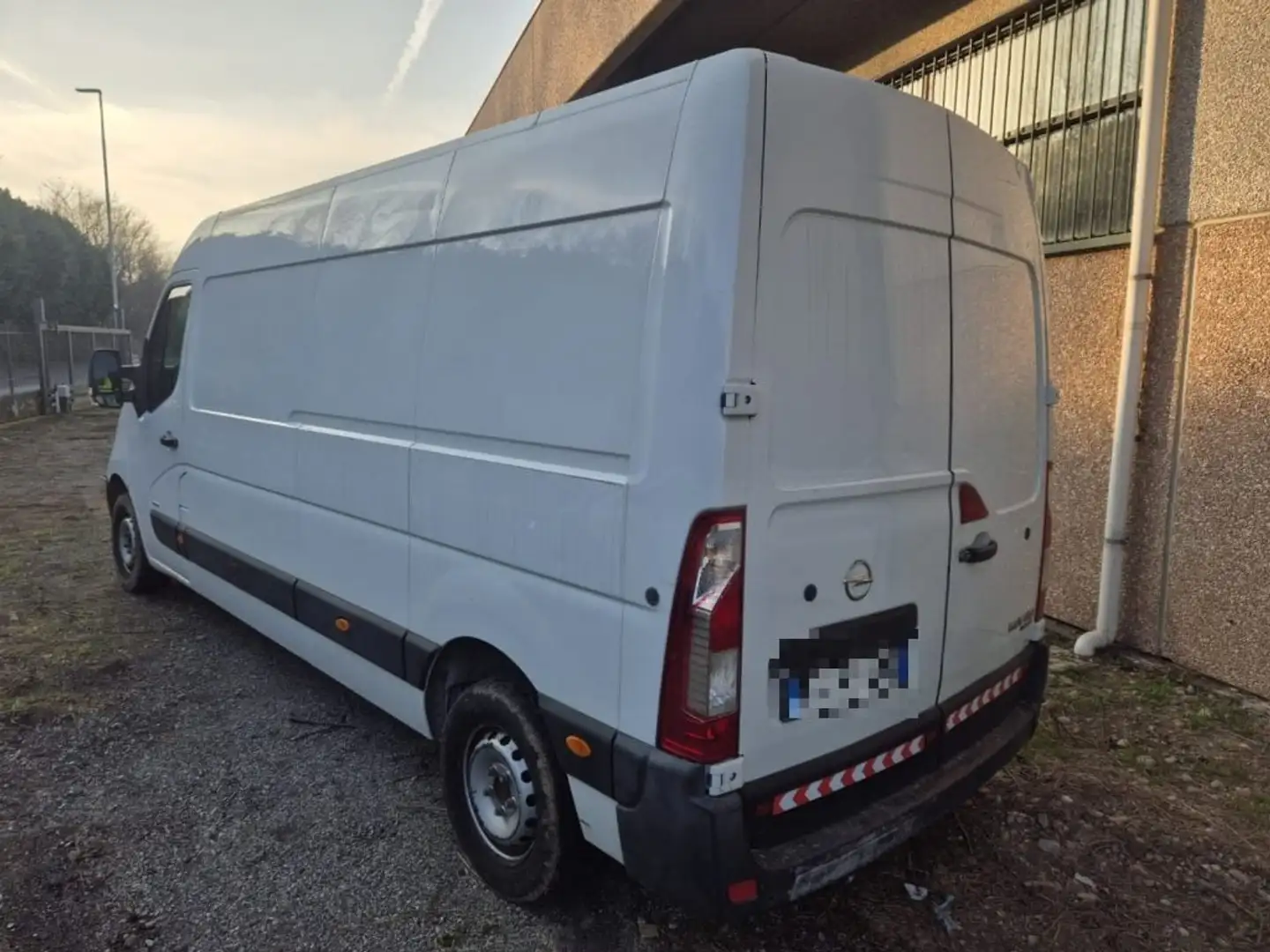 Opel Movano 33 2.3 CDTI 135 CV S&S L3-H3 Furgone Wit - 2