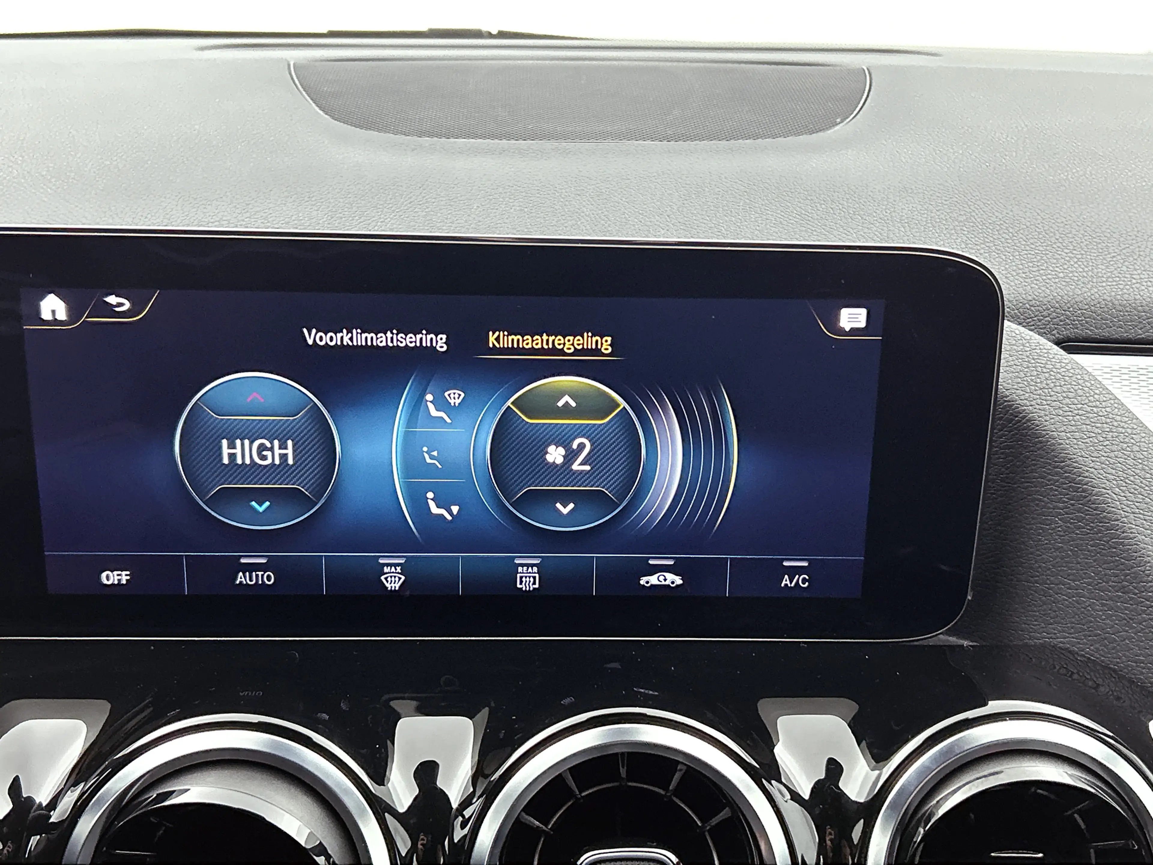 Mercedes-Benz GLA 250 e Plug-In Hybride | Trekhaak | Achteruitrijcamera — photo 9