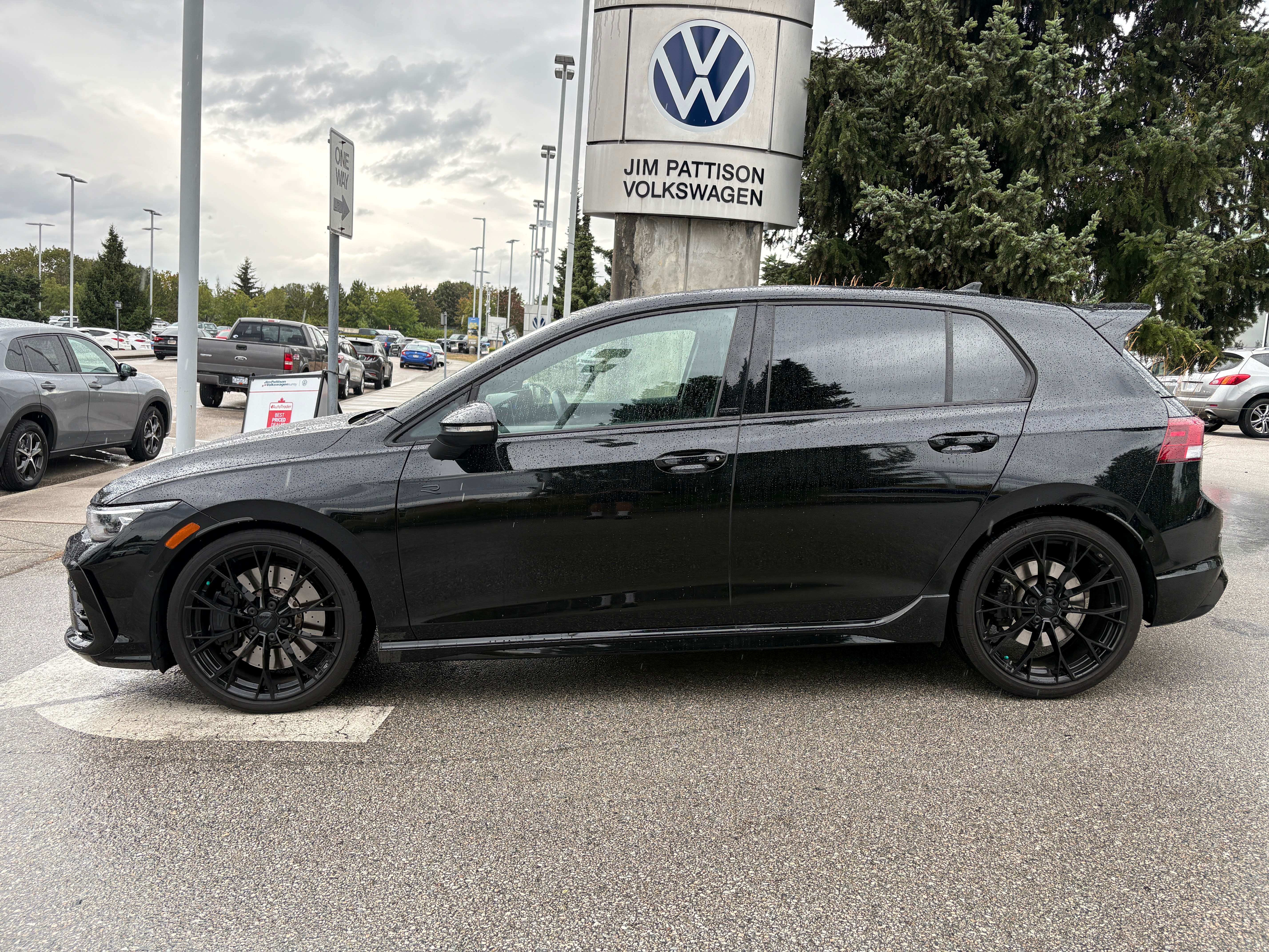 2025 Volkswagen Golf R