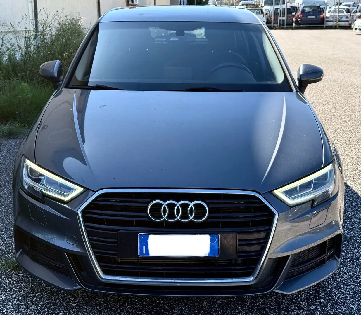 Audi A3 SPB 30 TDI Admired Gris - 2