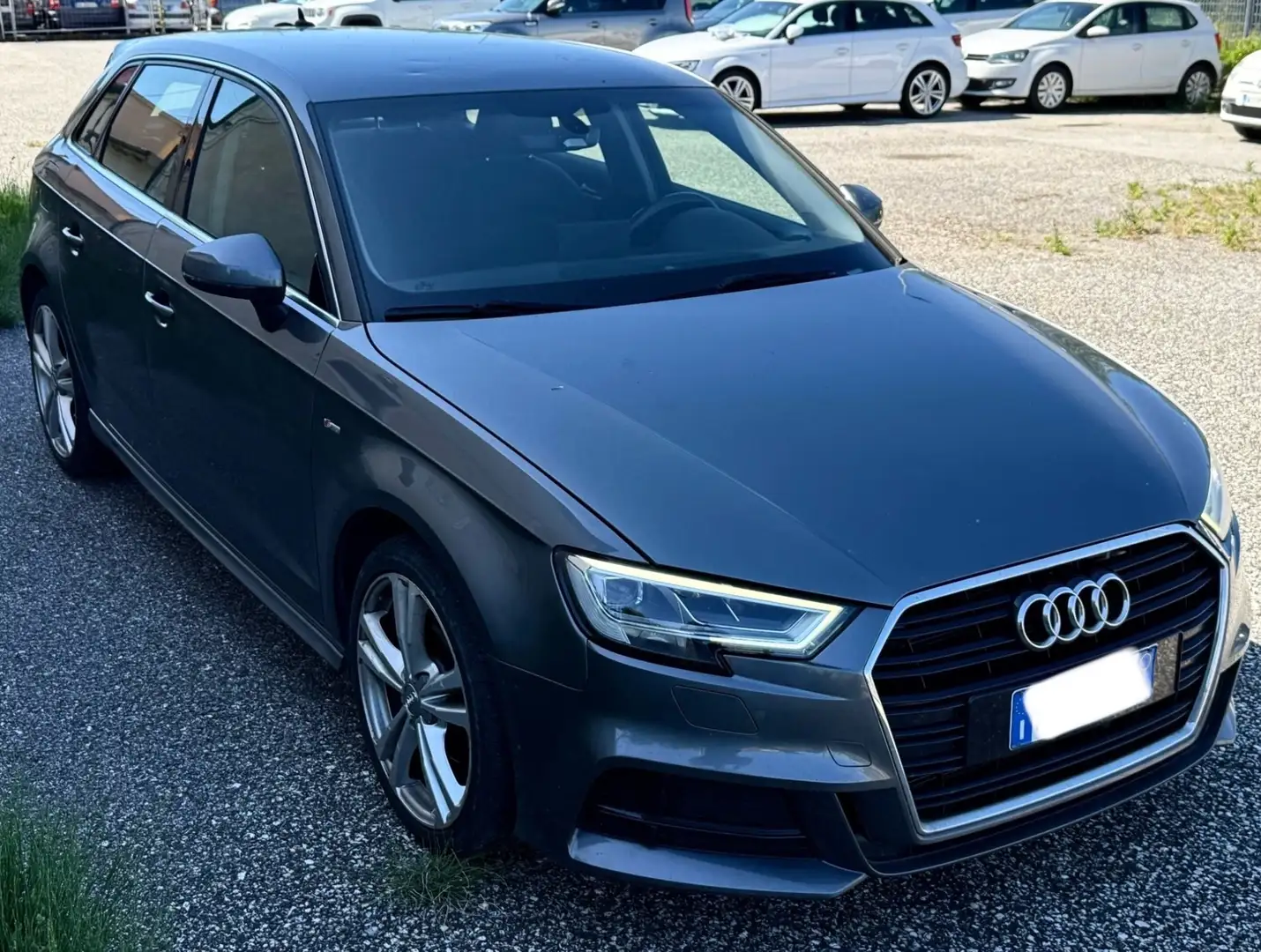 Audi A3 SPB 30 TDI Admired Gris - 1