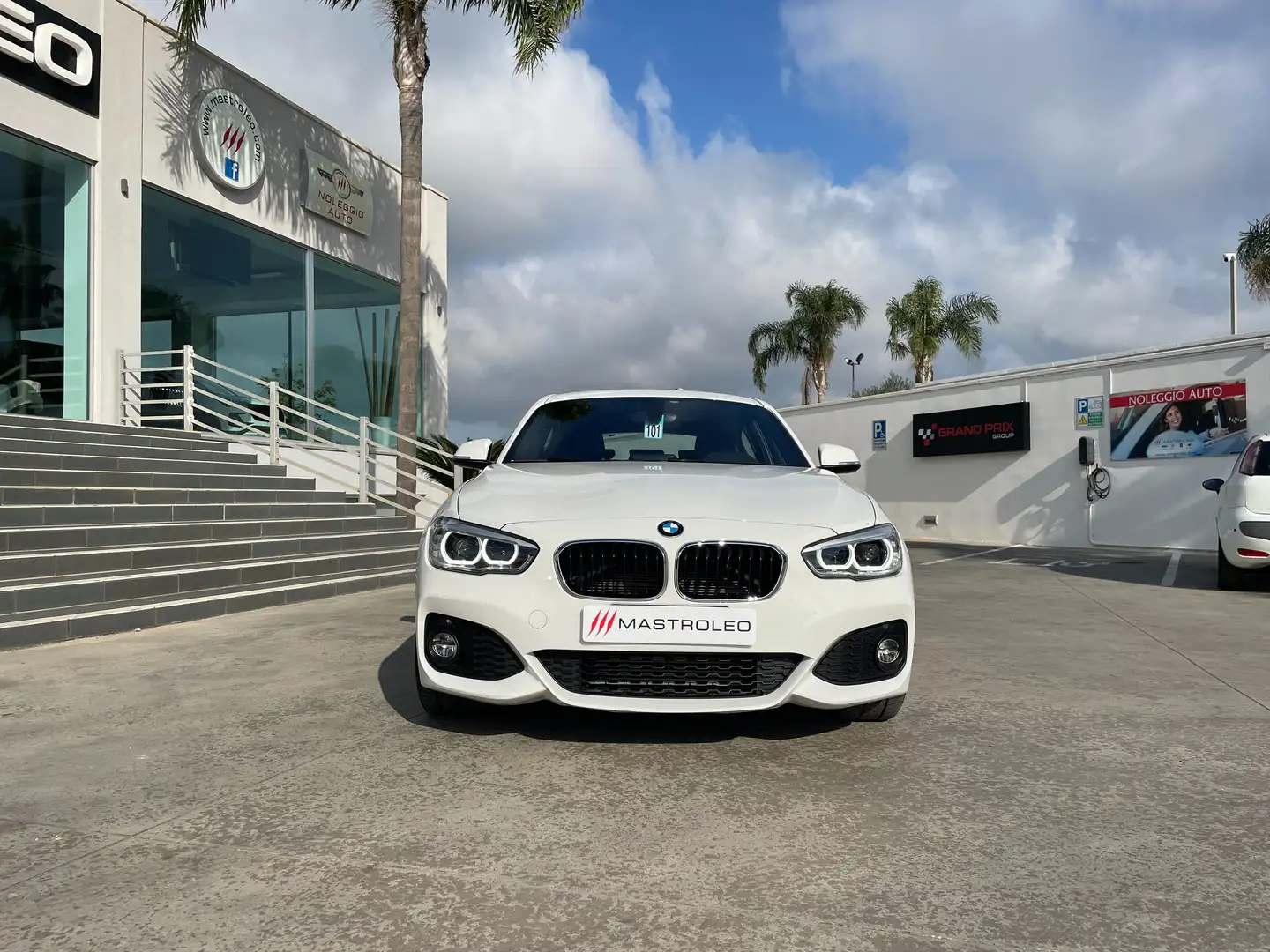 BMW 116 116d Sport 5p 116 Cv auto, Chilometri Certificati Bianco - 2
