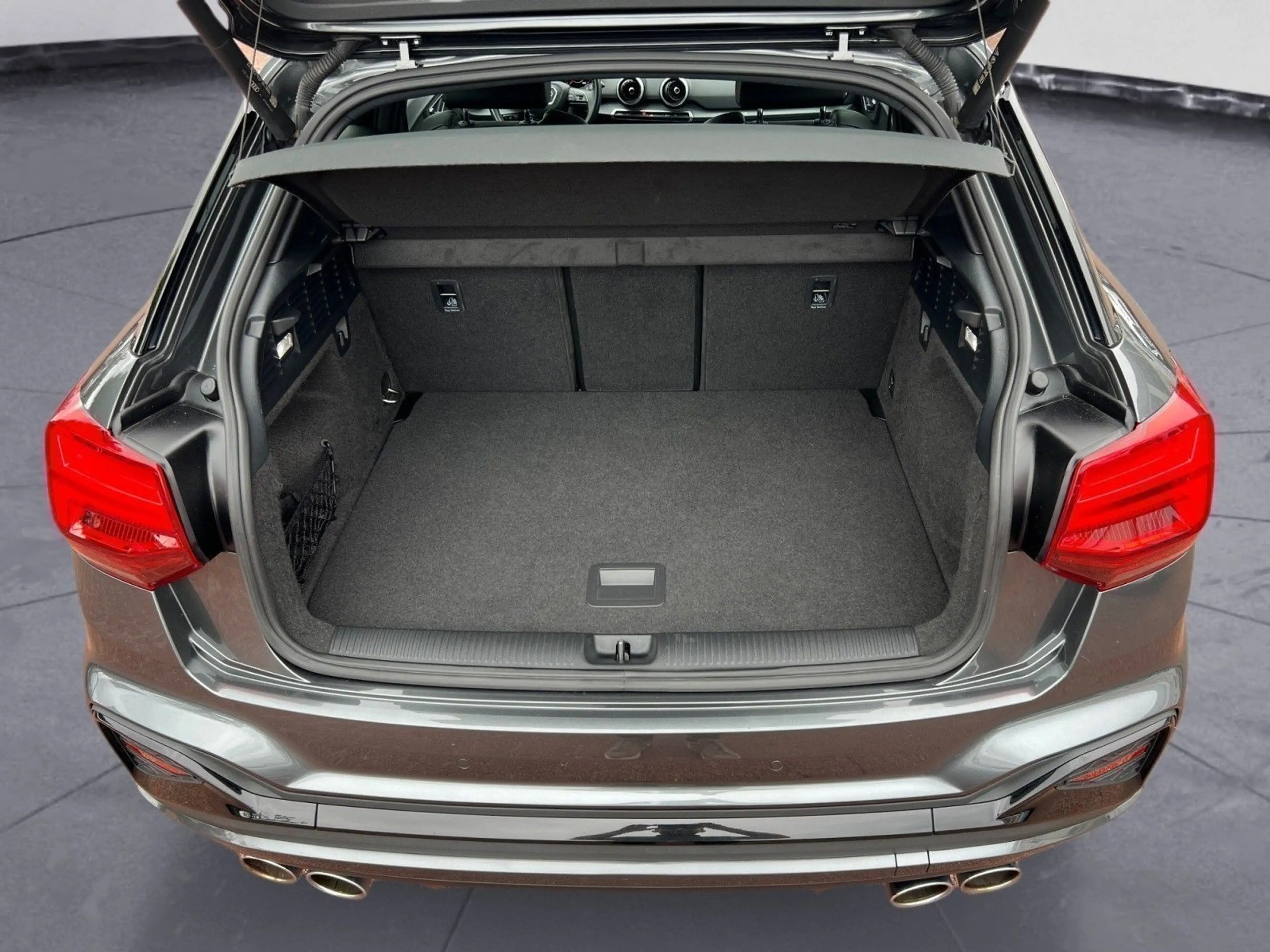 Audi SQ2 TFSI 221(300) kW(PS) S tronic — photo 10
