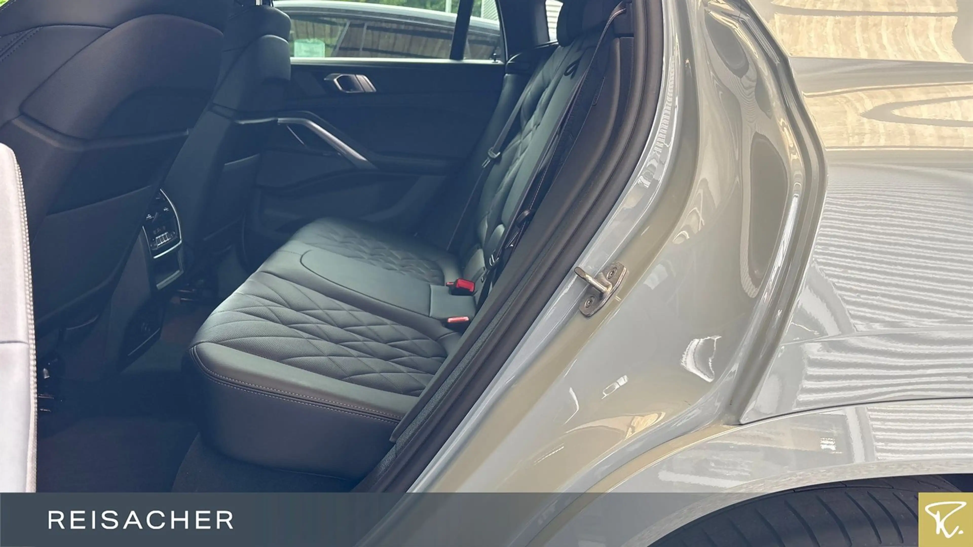 BMW X6 xDrive30d A M-SportPRO,AHK,ACC,Sitzbelü — photo 8