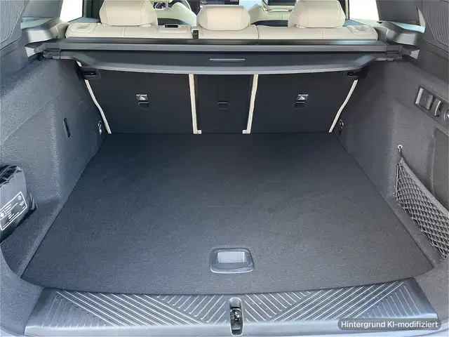 BMW X3 view 12