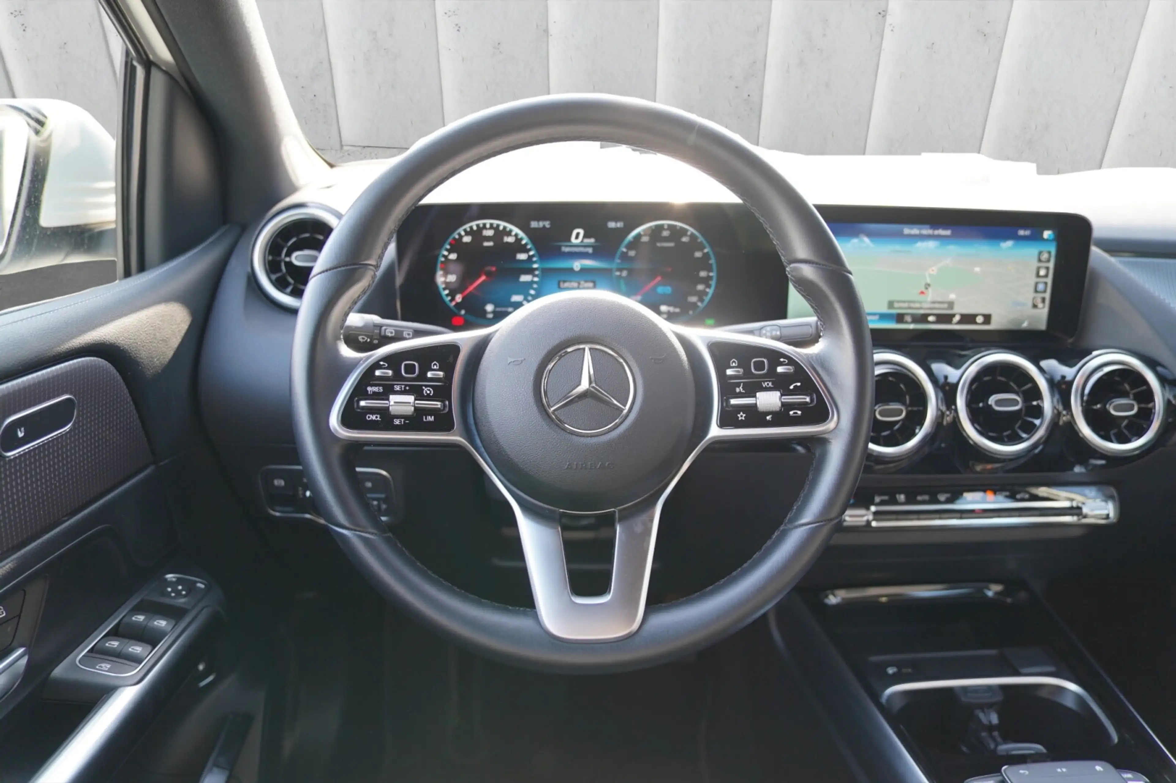 Mercedes-Benz B 250 B 250 e Progressive Keyless-Go LED Tempomat Hybrid — photo 14