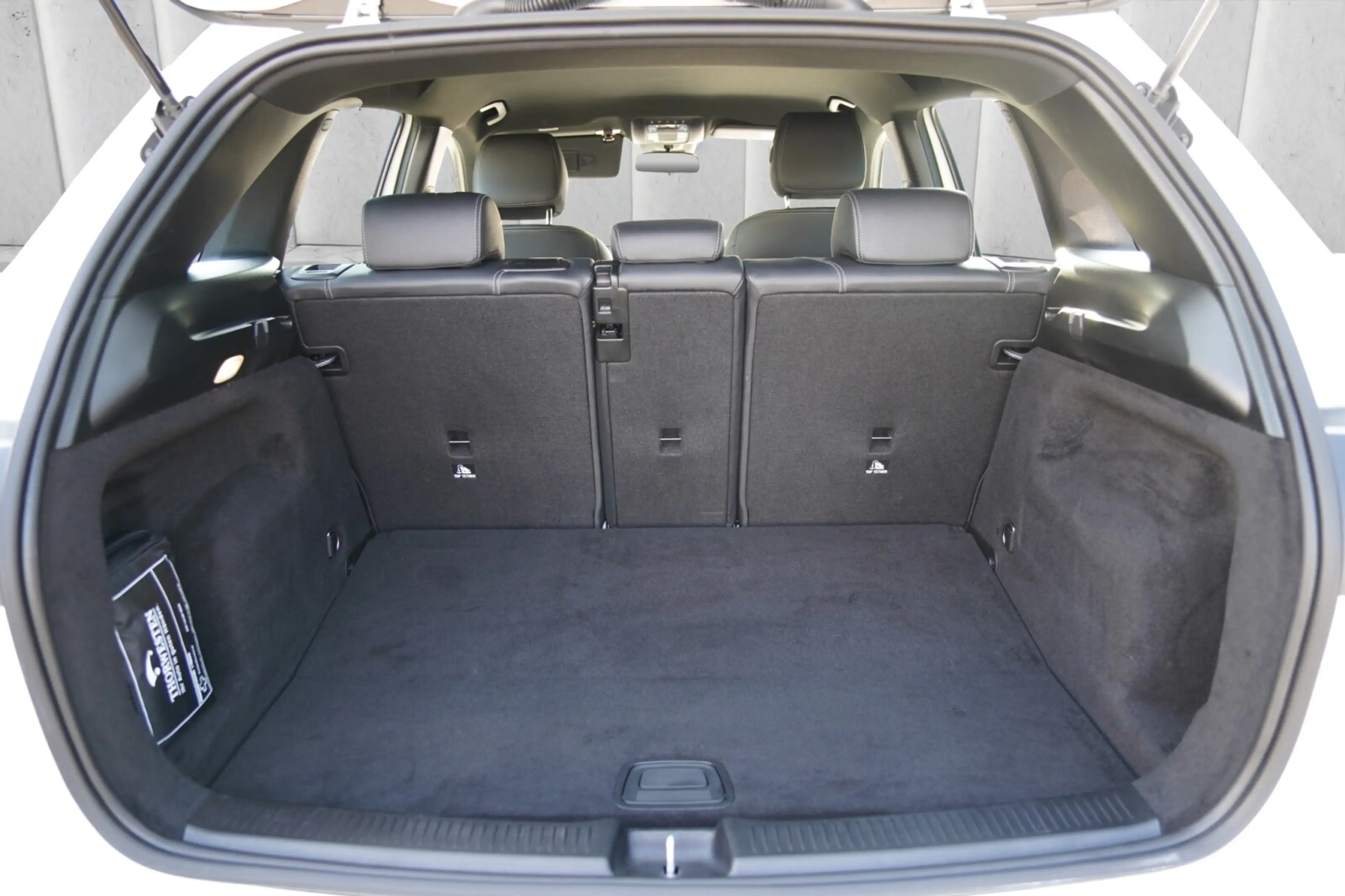 Mercedes-Benz B 250 B 250 e Progressive Keyless-Go LED Tempomat Hybrid — photo 12