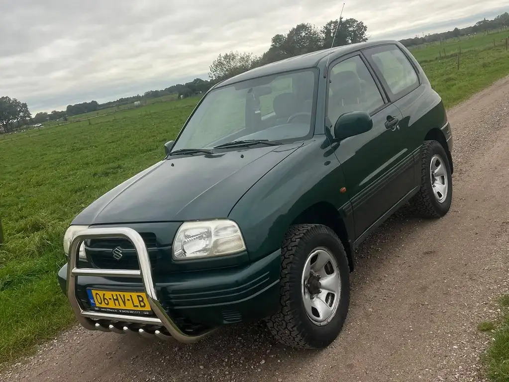 Suzuki Grand Vitara 2002 из Европы — купить под ключ
