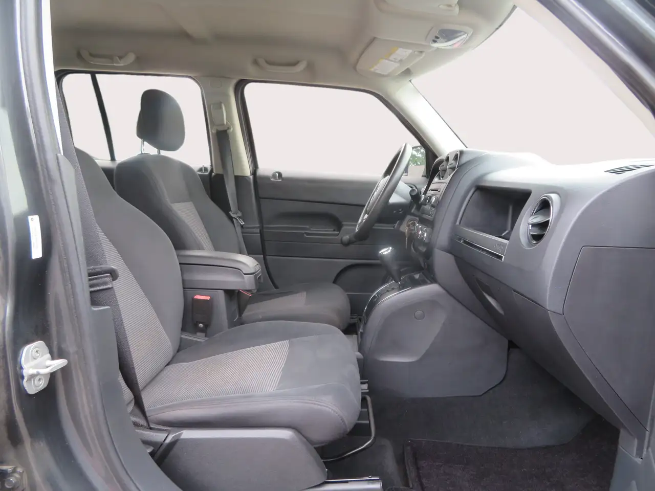 Jeep Patriot photo Jeep Patriot