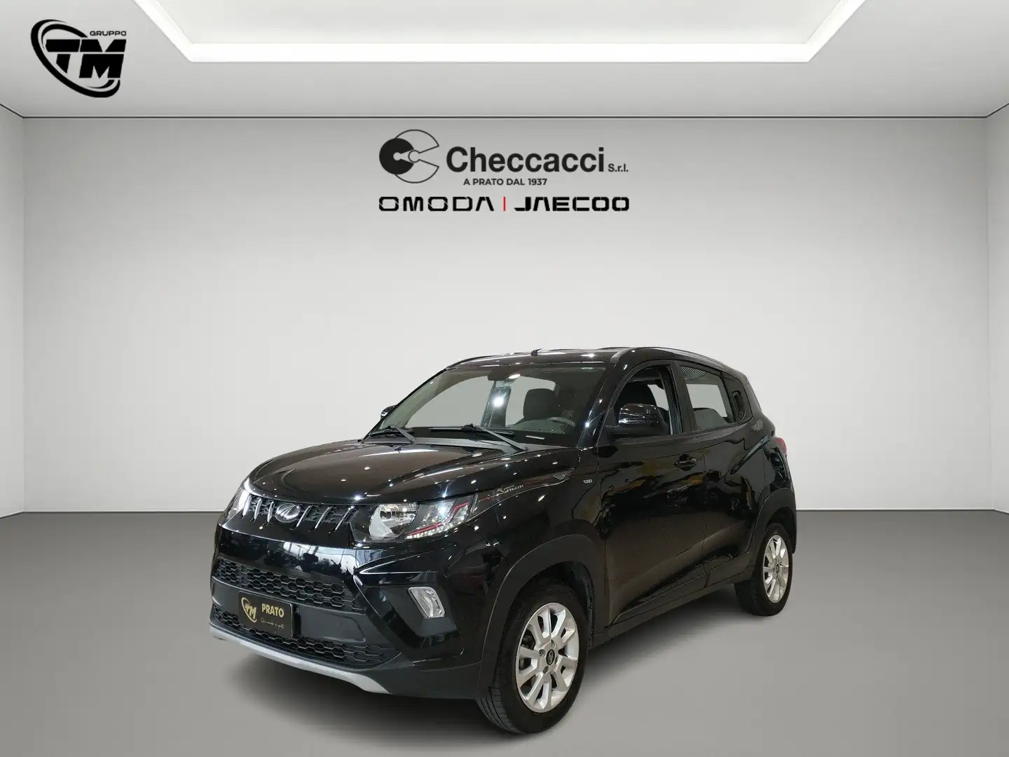 Mahindra KUV100 KUV100 1.2 K6+ *GPL*48.000 KM Zwart - 1