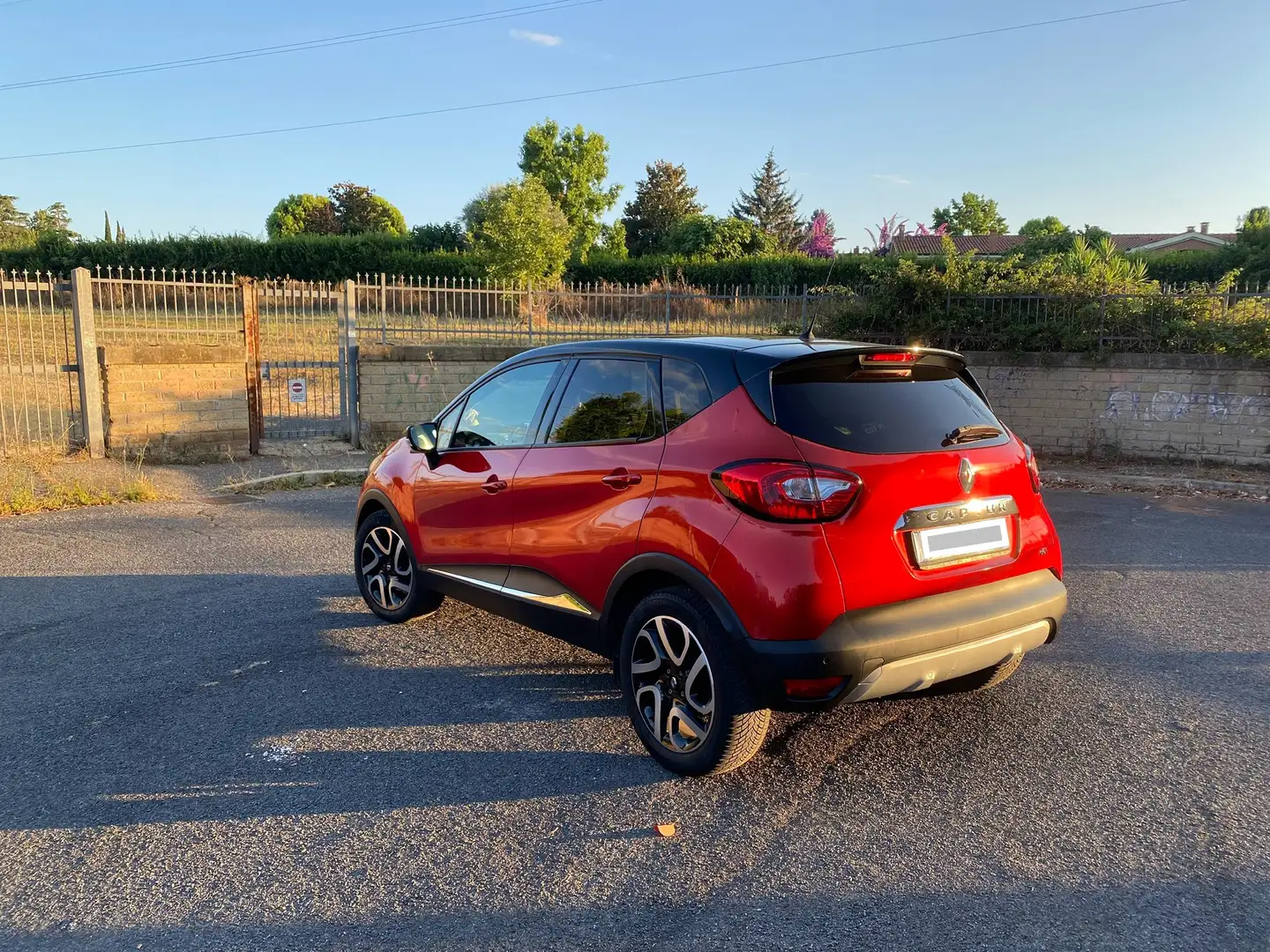 Renault Captur 1.5 dci Project Runway 90cv edc Rosso - 2