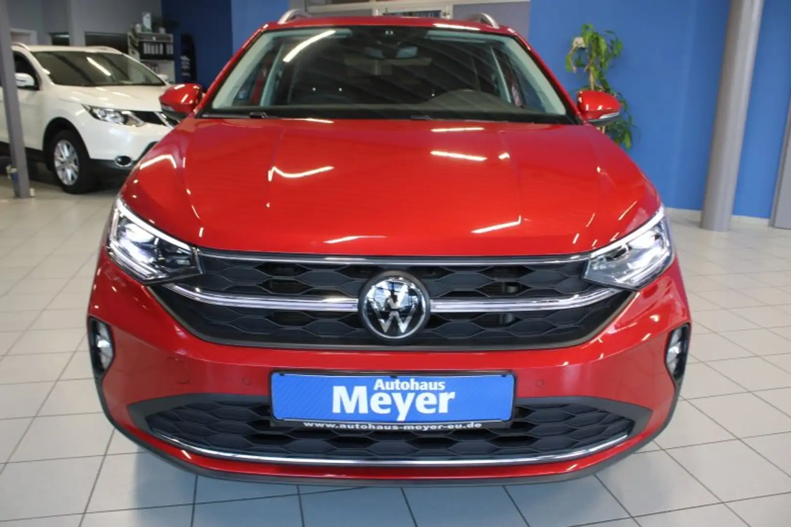 Volkswagen Taigo 1.0 TSI Style Virtuel/LED/Kamera/ACC/DAB/PDC Rouge - 2