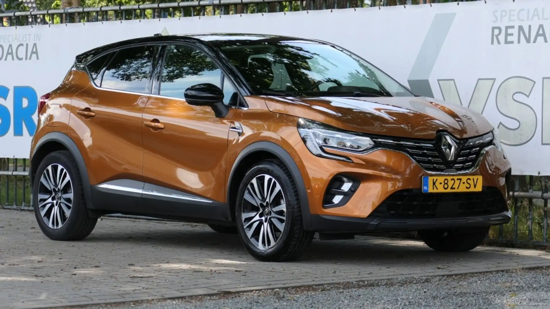 Renault Captur TCe 140 EDC Automaat Initiale Paris Orange - 1