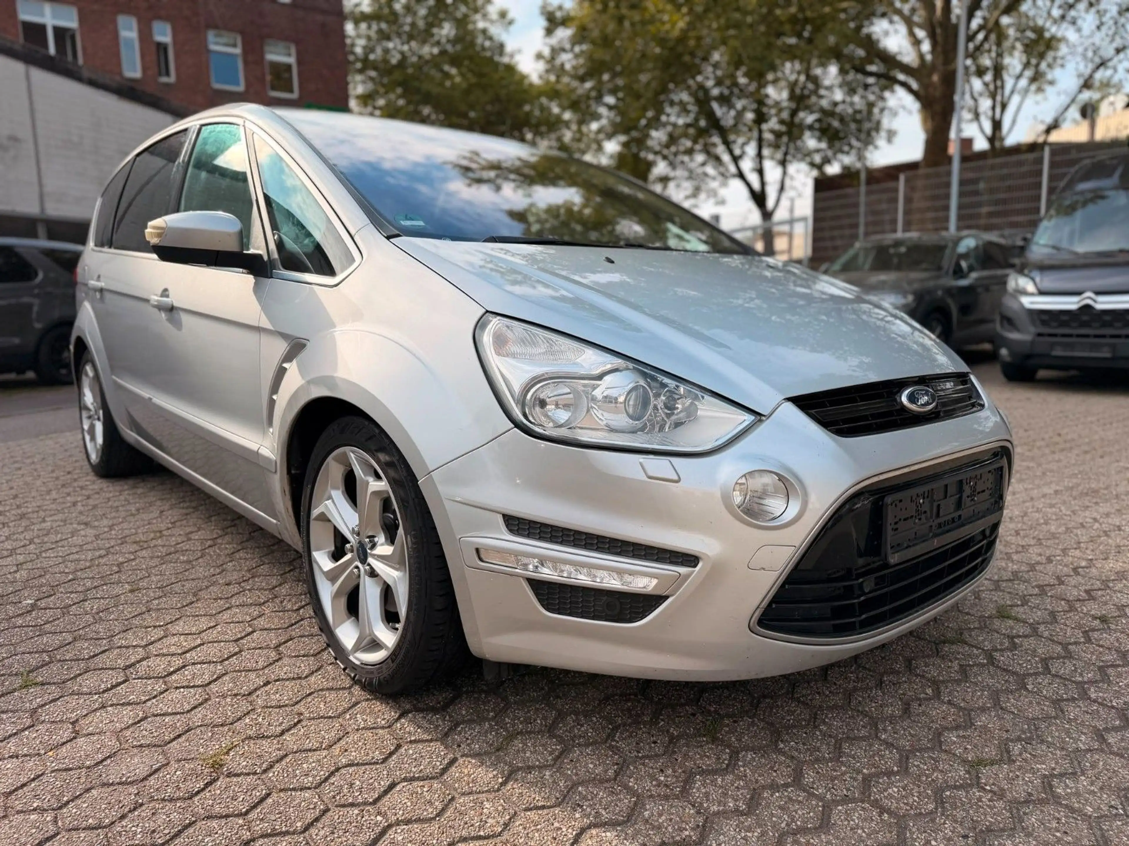 Ford S-Max S-MAX  2.2 TDCi Titanium Automatik 7-Sitzer — photo 8