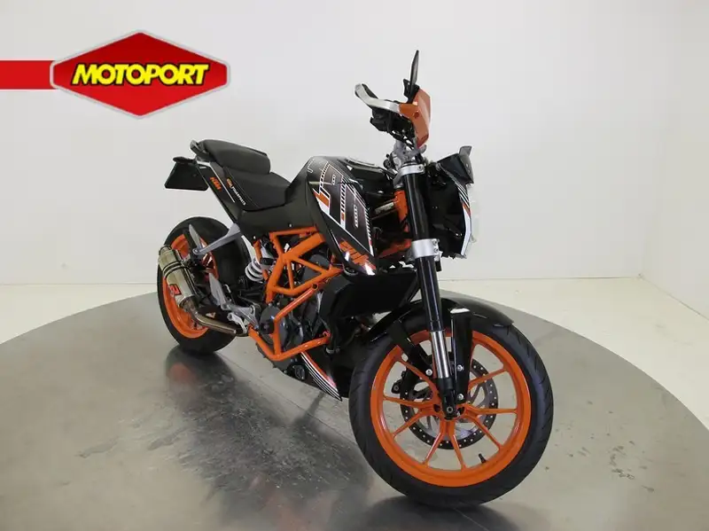 KTM 390 DUKE - foto 2