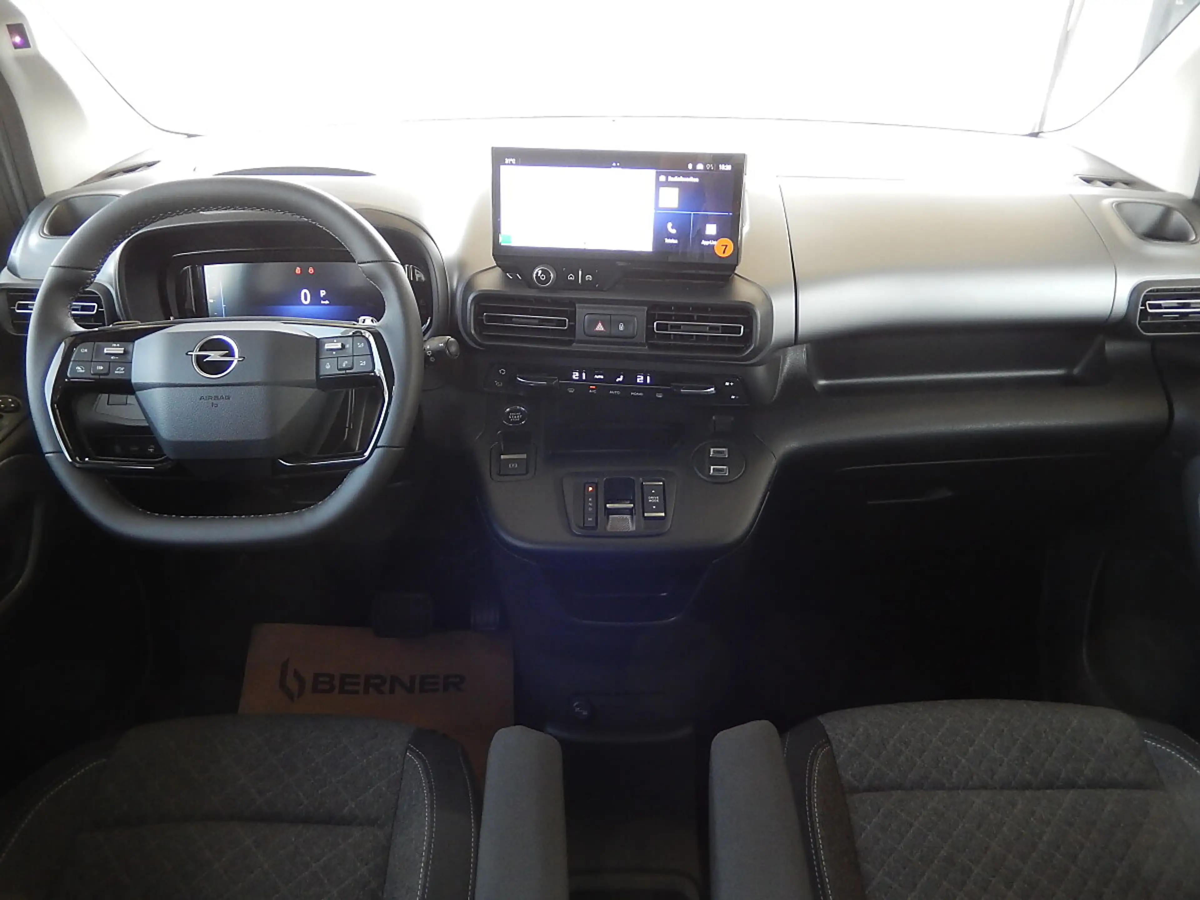 Opel Combo 1.5 Diesel XL GS Aut. — photo 13