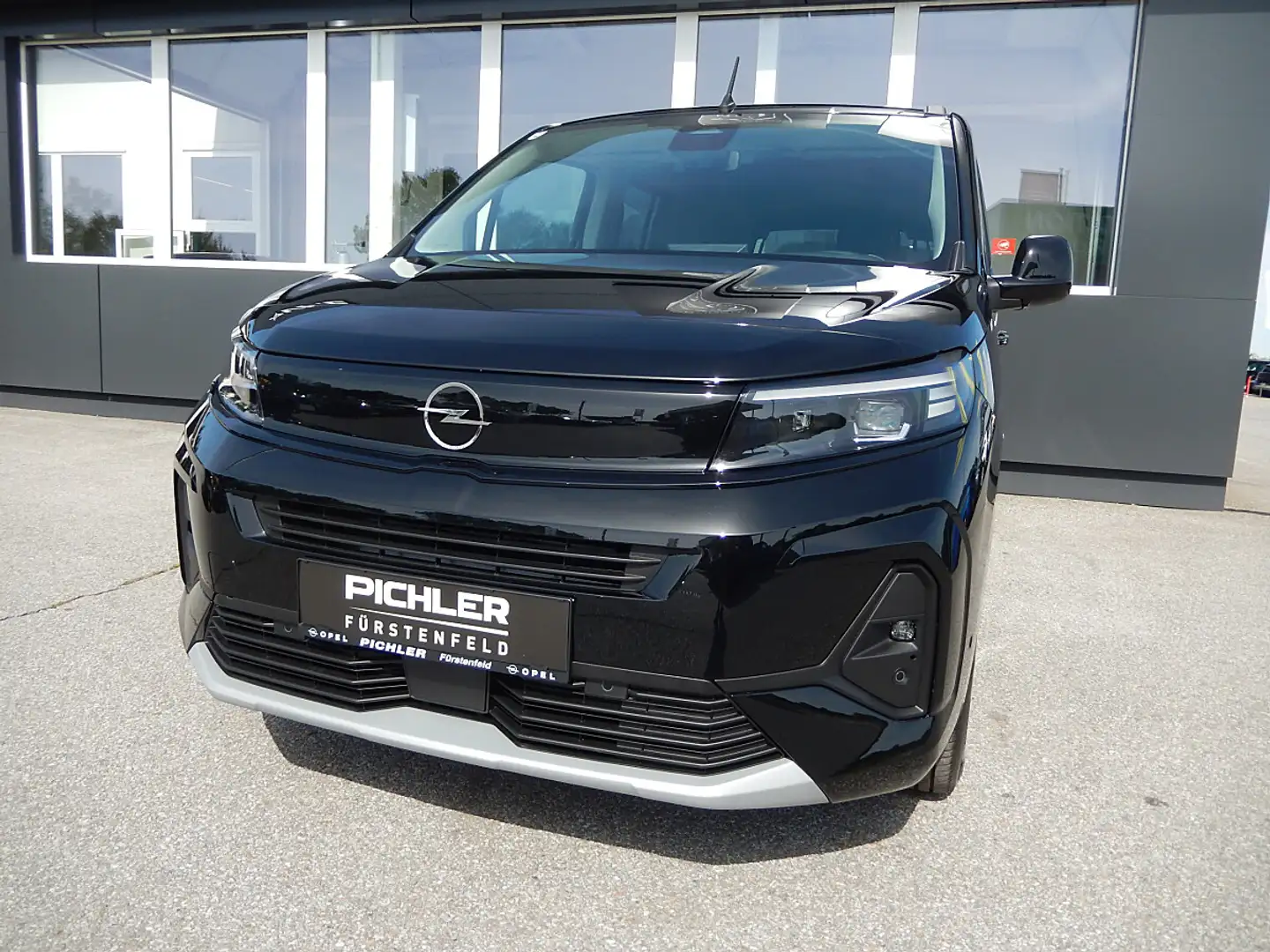 Opel Combo 1.5 Diesel XL GS Aut. Schwarz - 1