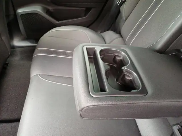 Opel Astra view 5