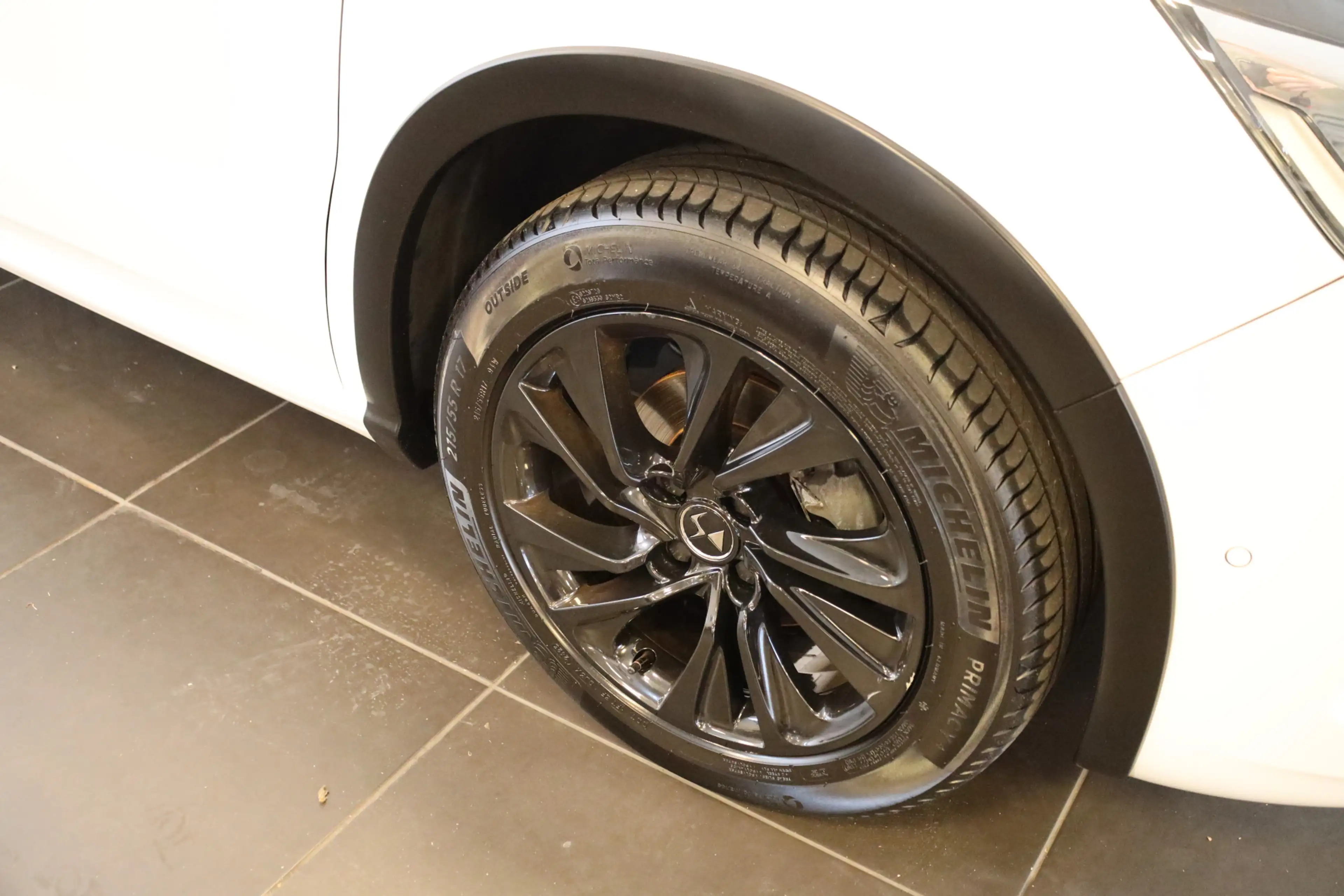 DS Automobiles DS 4 Crossback PT 130 Business Camera | 17" | Dodehoek detectie e — photo 9