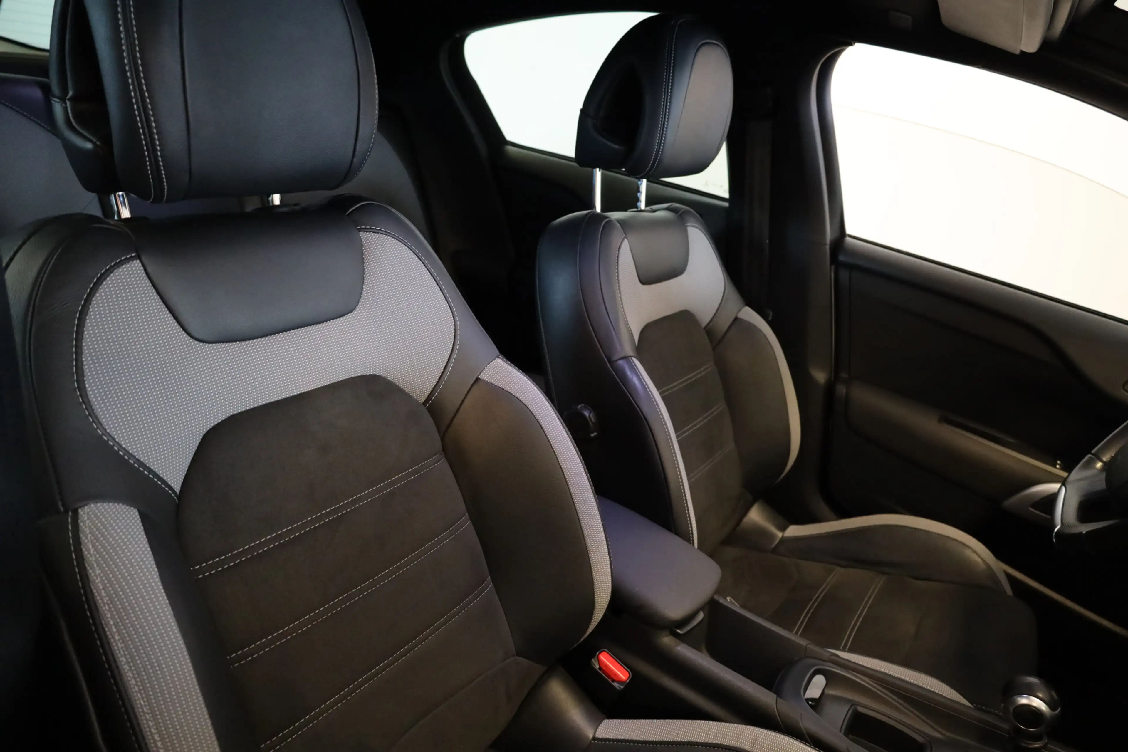 DS Automobiles DS 4 Crossback PT 130 Business Camera | 17" | Dodehoek detectie e — photo 3