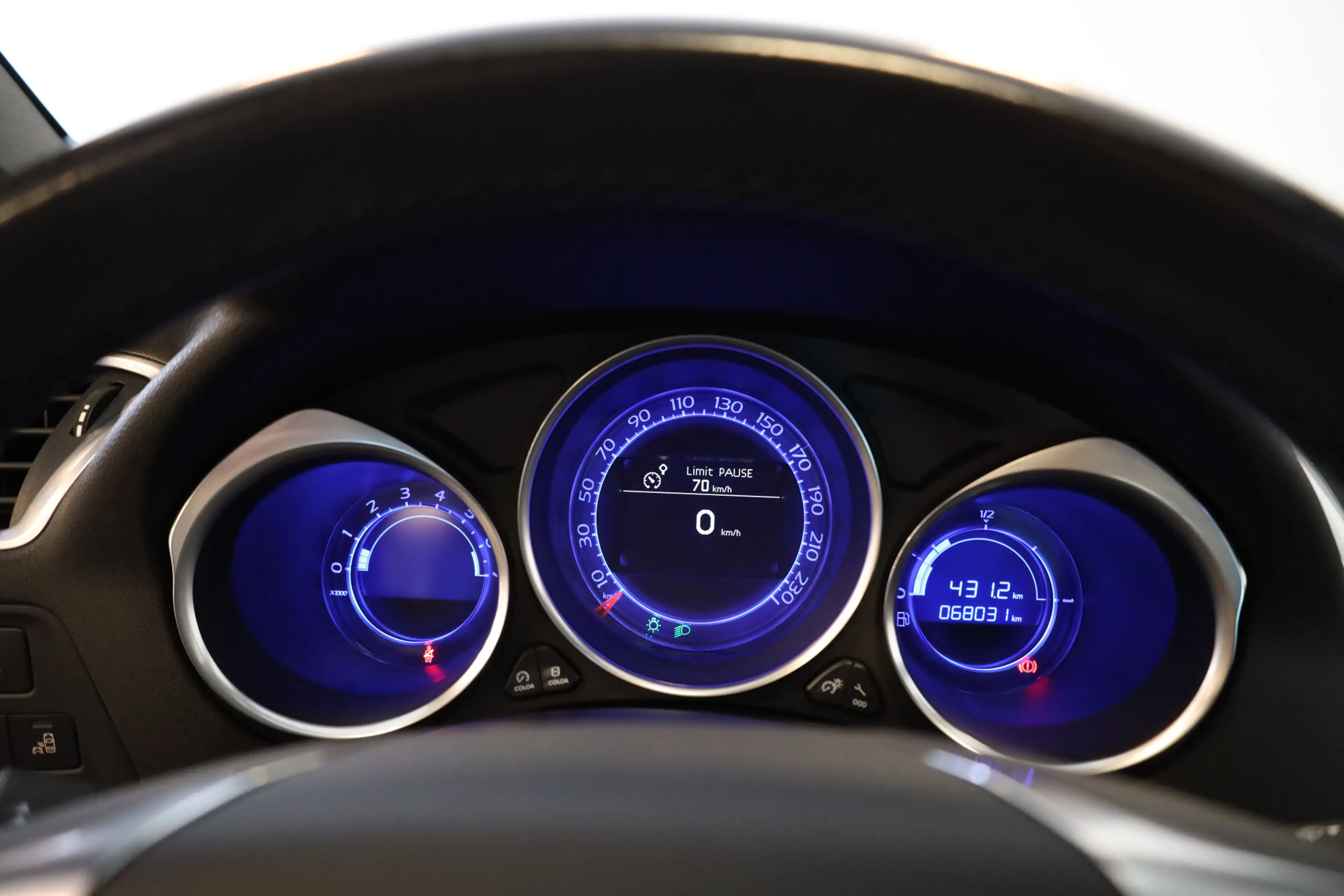 DS Automobiles DS 4 Crossback PT 130 Business Camera | 17" | Dodehoek detectie e — photo 28