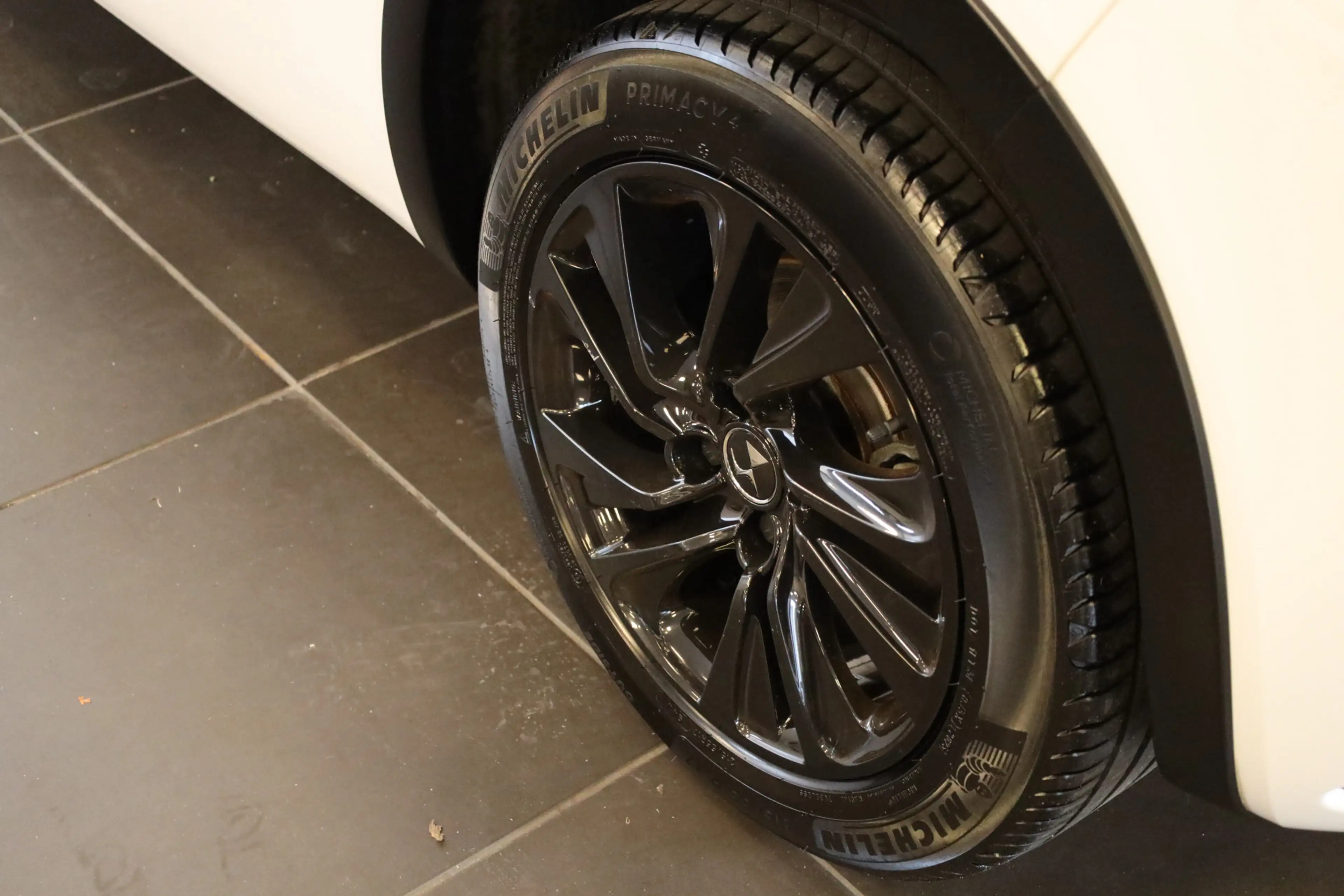 DS Automobiles DS 4 Crossback PT 130 Business Camera | 17" | Dodehoek detectie e — photo 19
