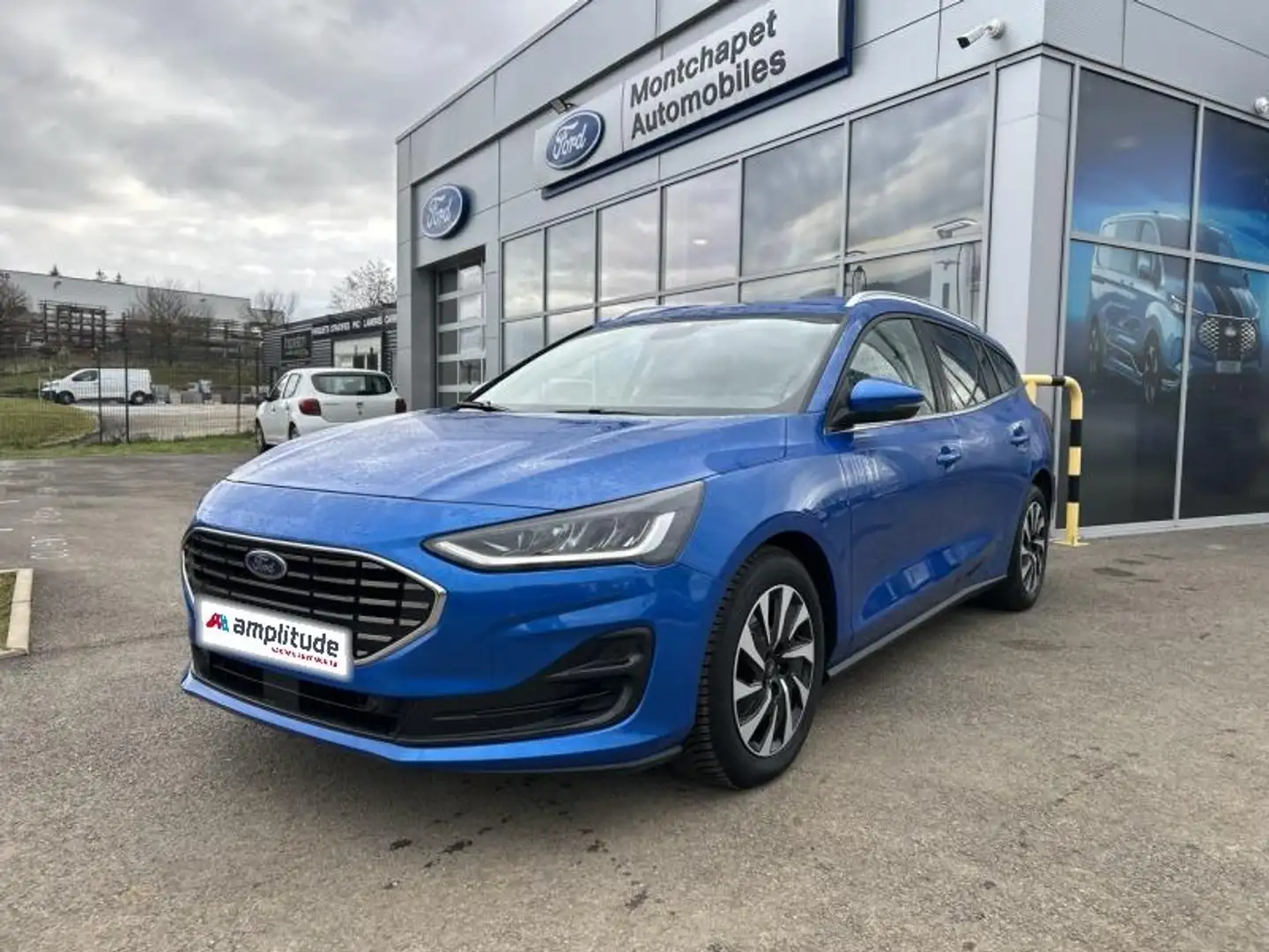 Ford Focus 1.0 EcoBoost mHEV 125ch Titanium X Business Blau - 1