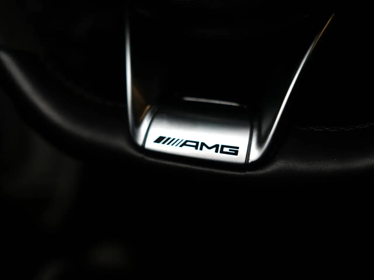 Mercedes-Benz C-Class снимка Mercedes-Benz C-Class