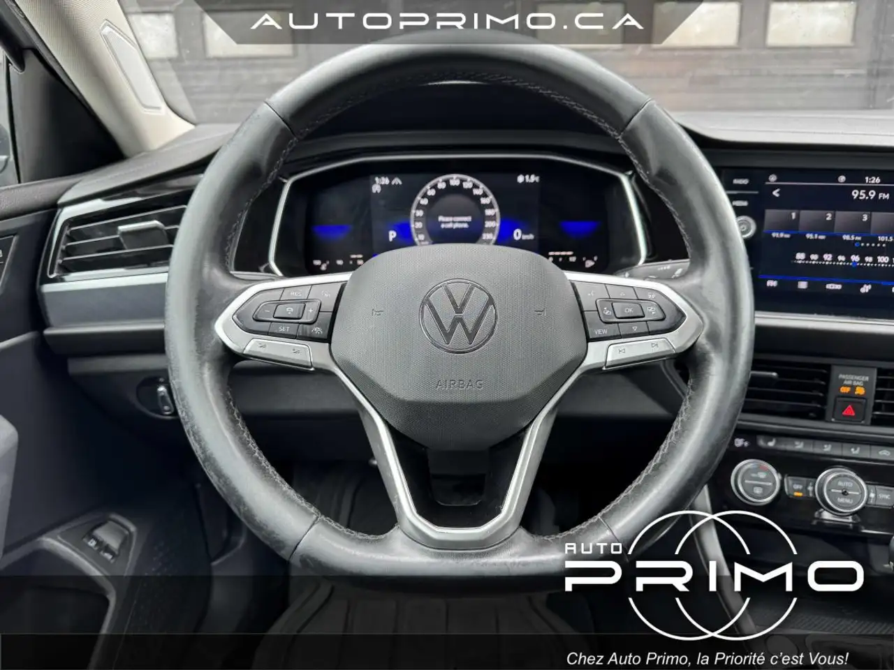 Volkswagen Jetta снимка Volkswagen Jetta