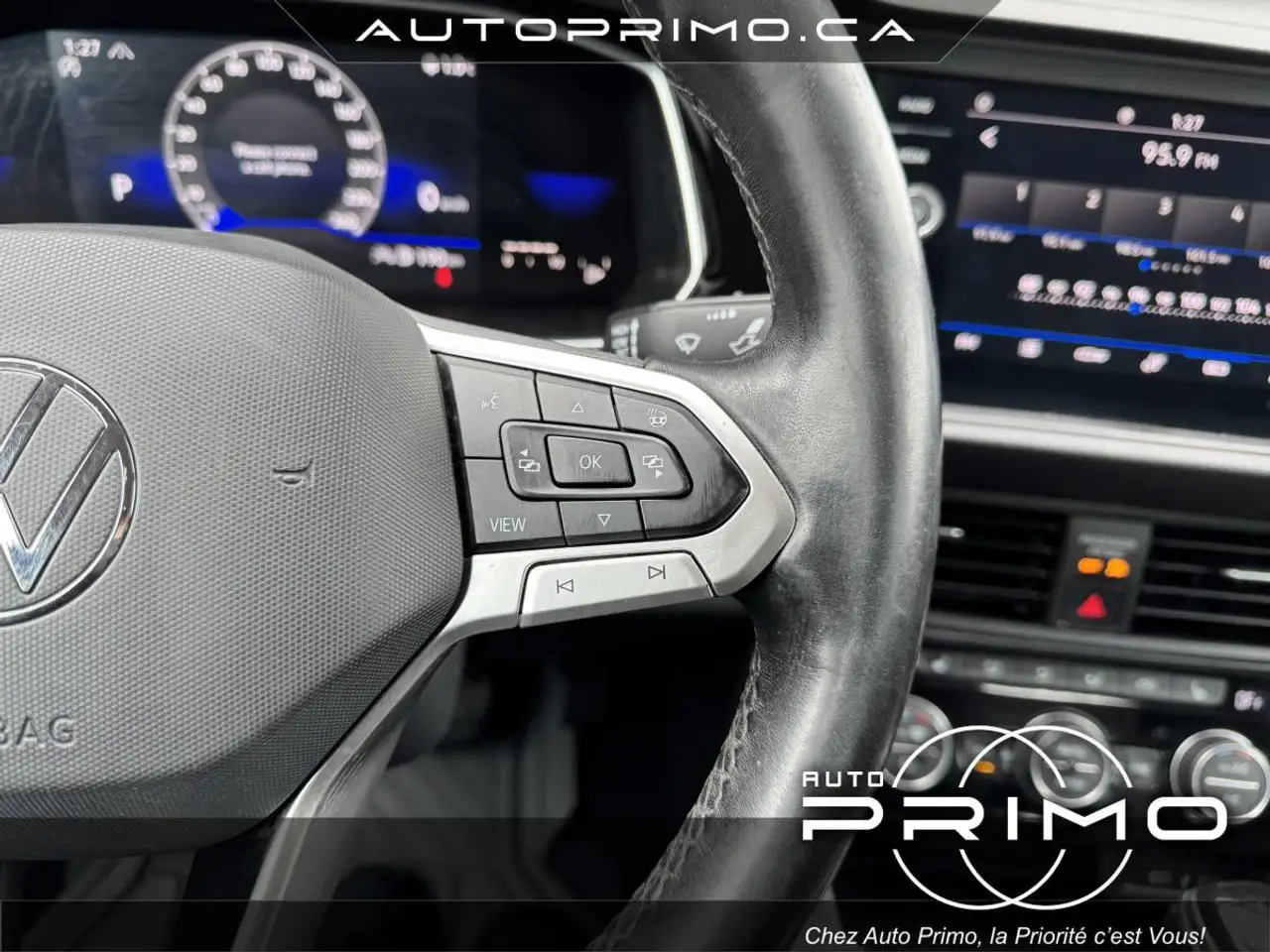 Volkswagen Jetta снимка Volkswagen Jetta