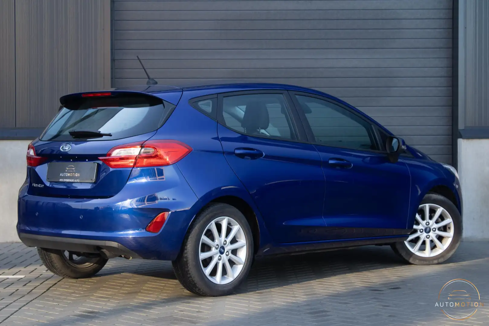 Ford Fiesta 1.1 Trend AppleCarplay Parkeersensor Laneassist Bleu - 2
