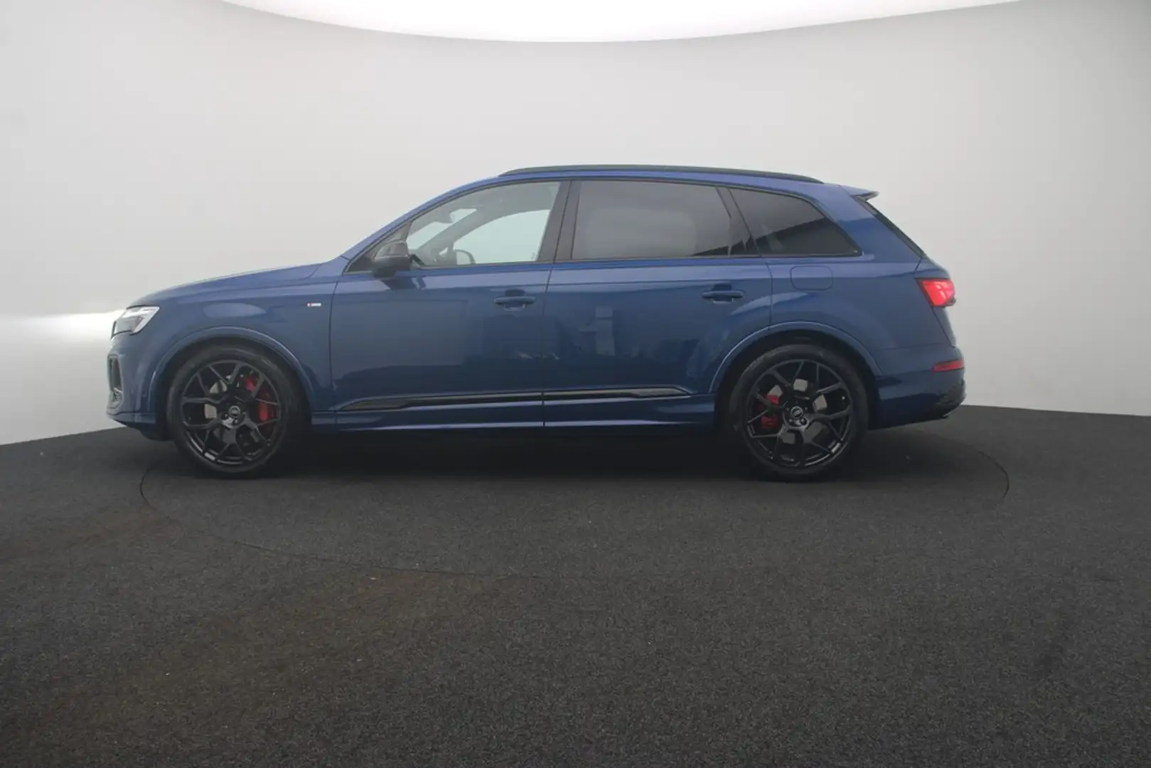 Audi Q7 55 TFSI e quattro S line LED Navi B&O Pano Blau - 2