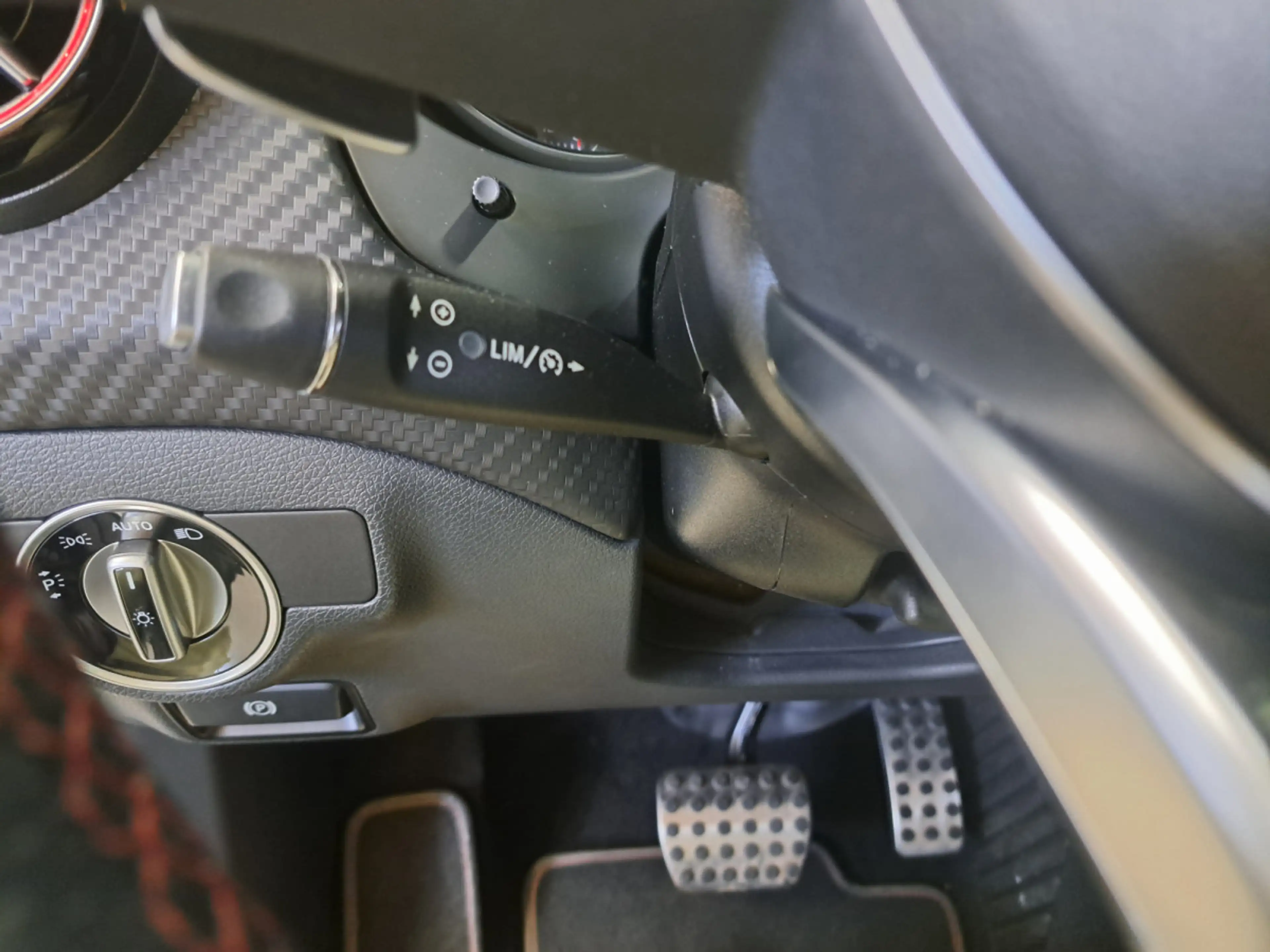 Mercedes-Benz A 250 SPORT AMG-LINE — photo 11