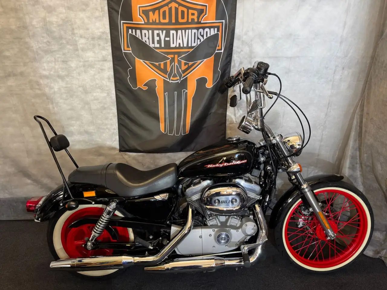 Harley-Davidson Sportster 883