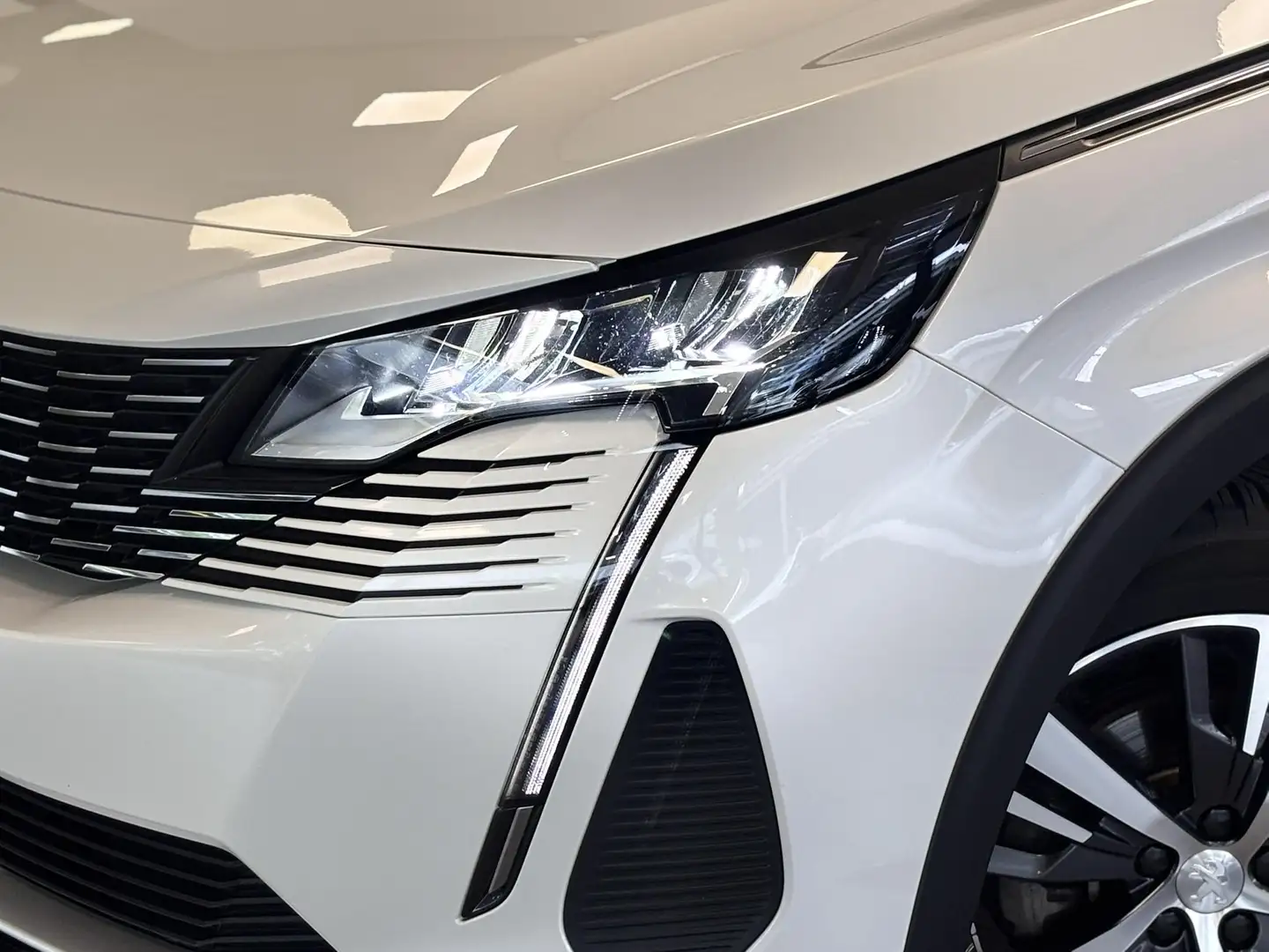 Peugeot 5008 Allure Pack Business 1.2 Turbo 130pk | STOELVERW. Blanc - 2