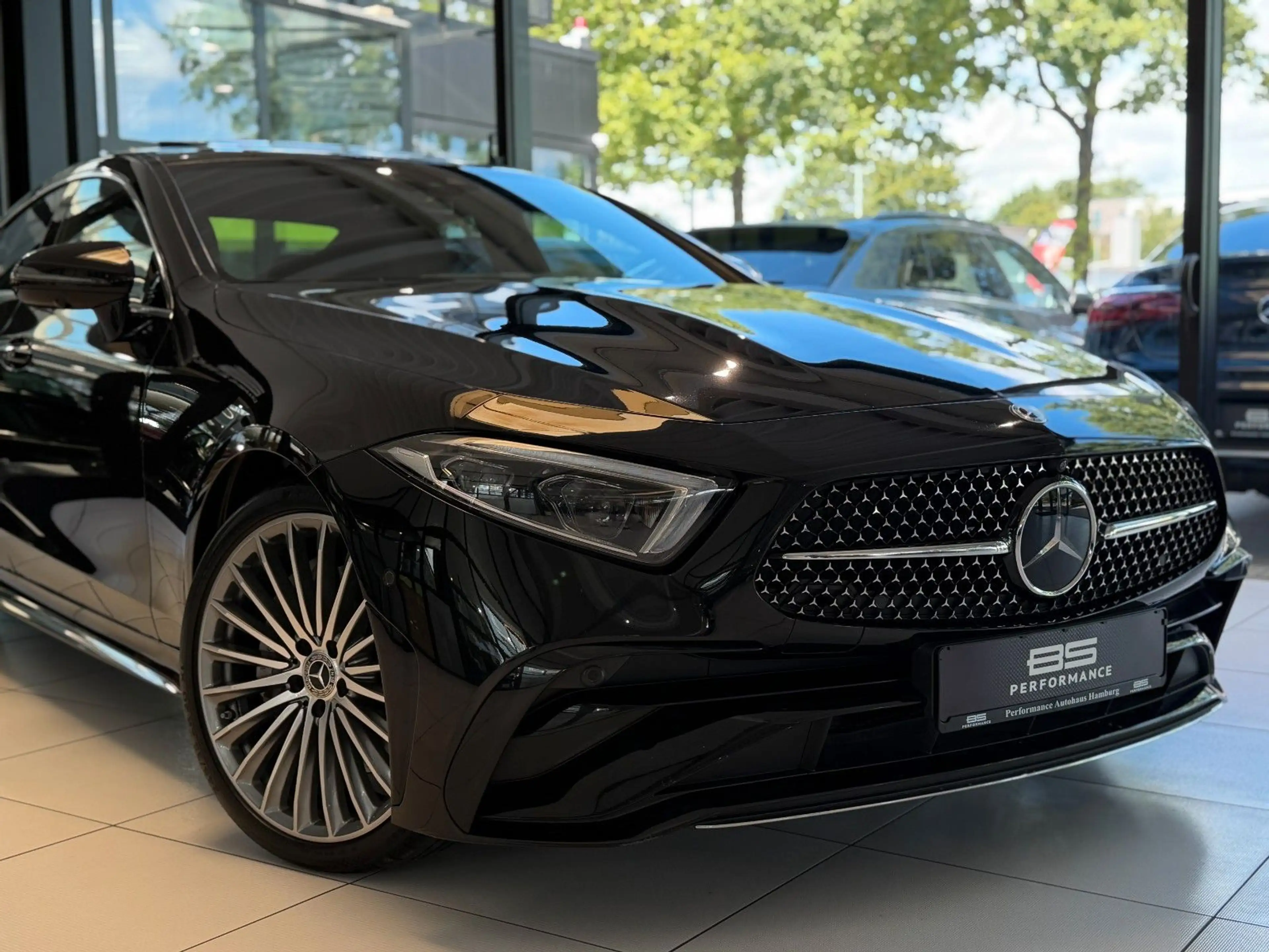 Mercedes-Benz CLS 400 d 4M |AMG-LINE|ACC|PANO|HUD|MASSAGE|360° — photo 4