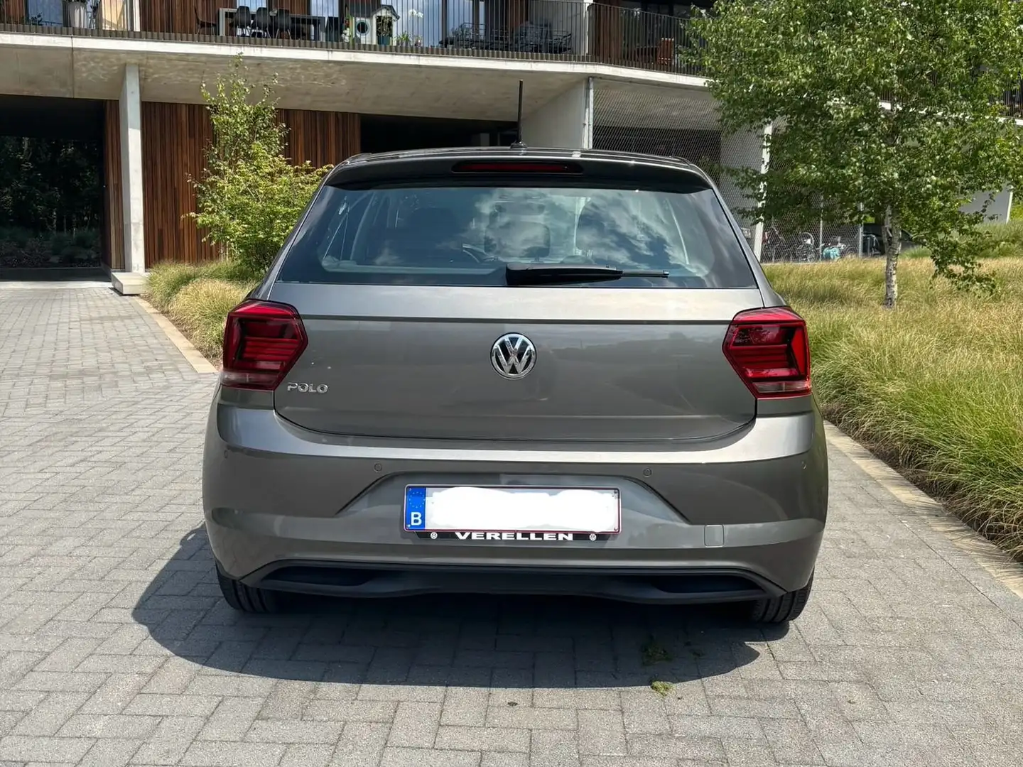 Volkswagen Polo Polo 1.0 TSI Comfortline Gris - 1