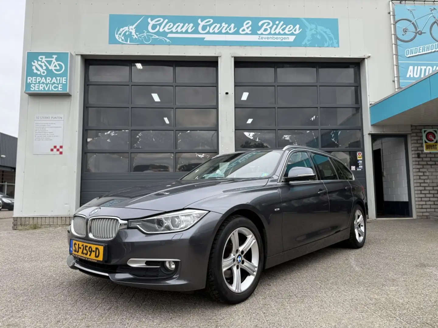 BMW 318 3-serie Touring 318d M Sport HE. Grigio - 1