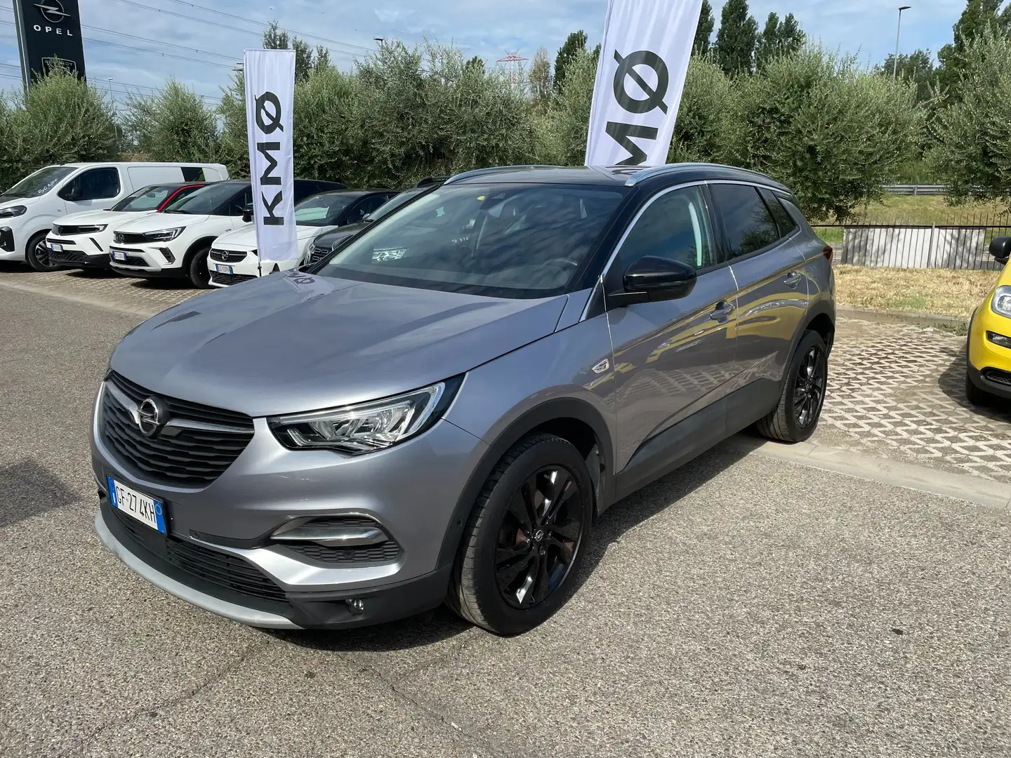 Opel Grandland X 1.5 diesel Ecotec 130cv Design Line Grigio - 1