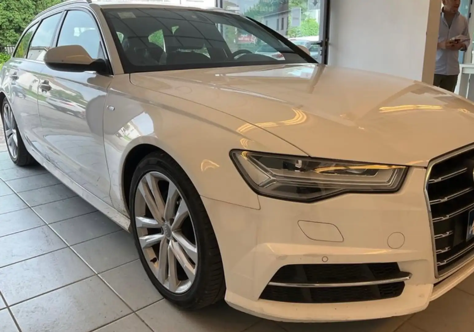 Audi A6 A6 Avant 2.0 tdi ultra Business Plus 190cv Bianco - 1